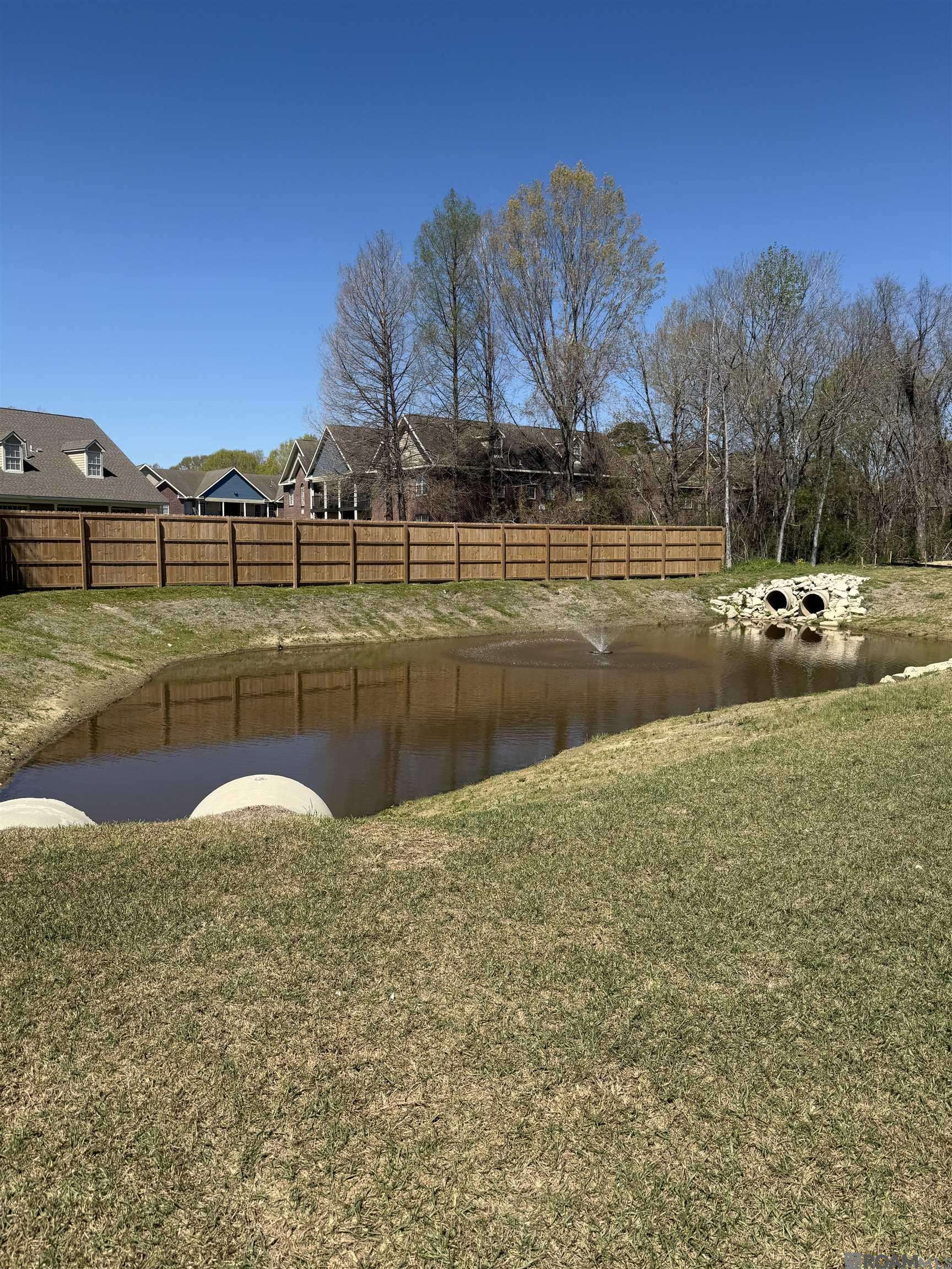 Saint George, LA 70809,6328 Fallow Drive