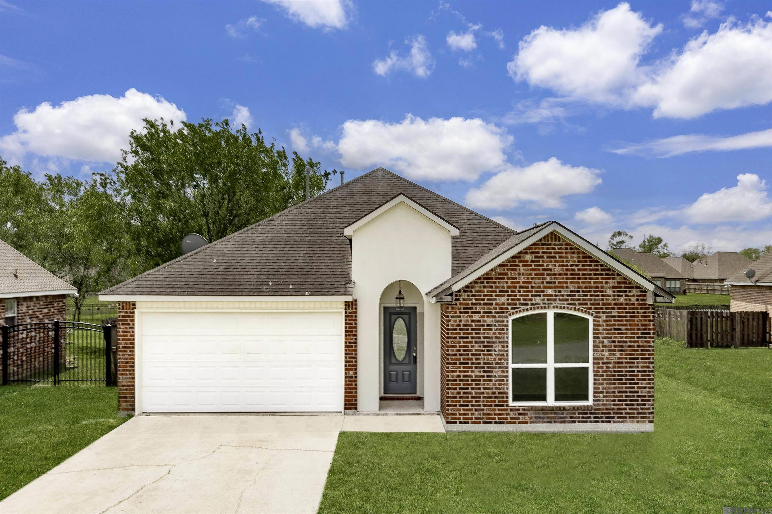 Denham Springs, LA 70706,8822 Beauvoir