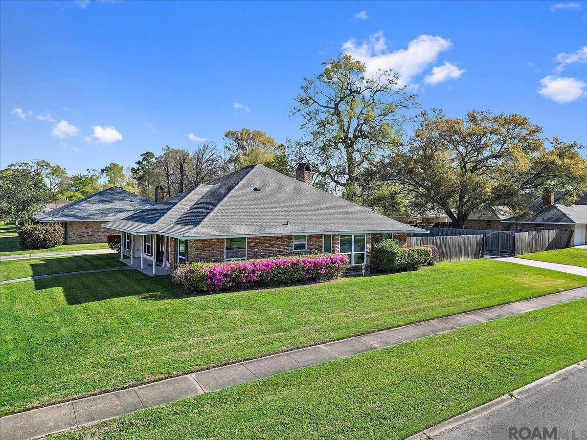 Baton Rouge, LA 70816,2355 Poplarwood Dr