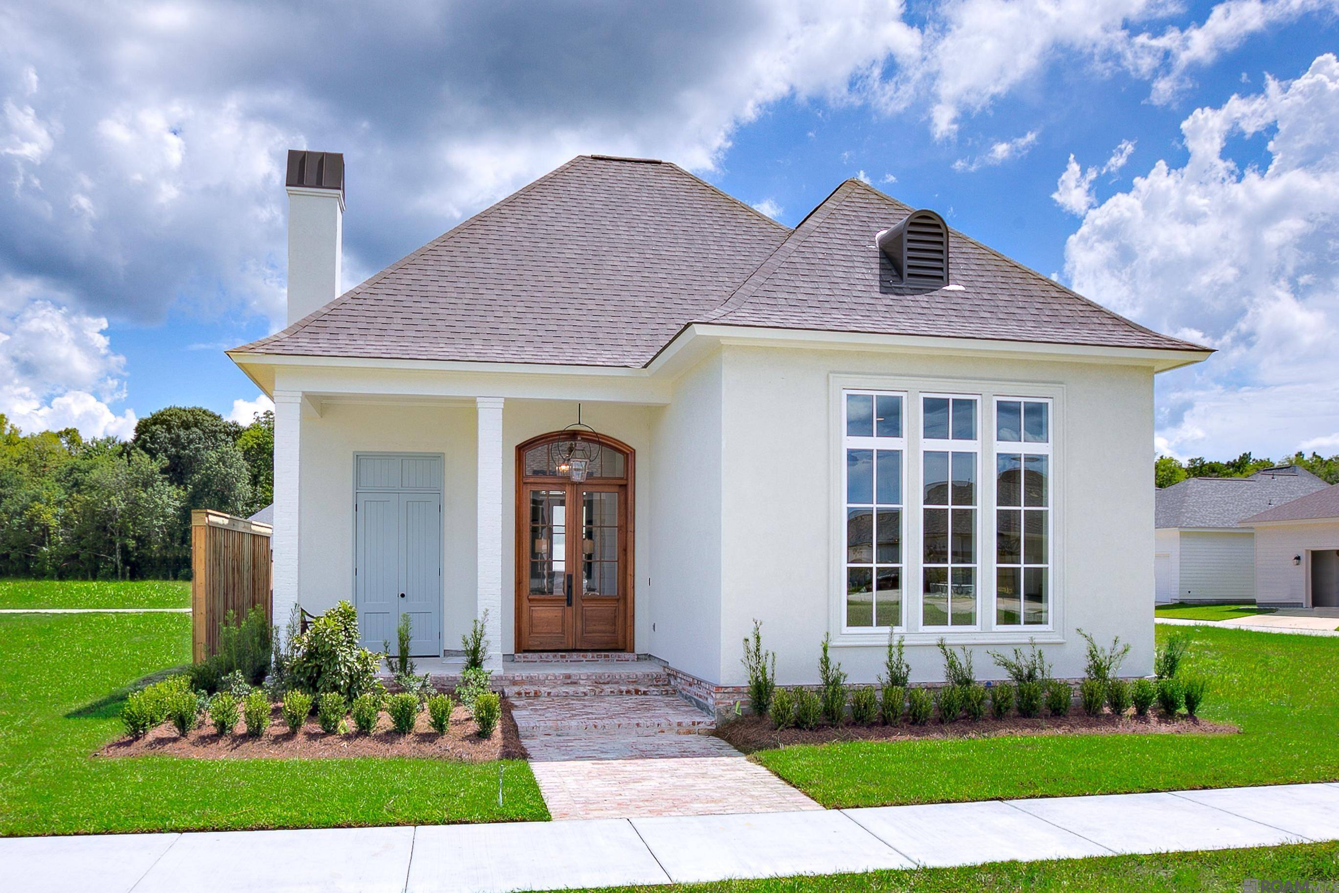 Baton Rouge, LA 70810,1655 Rose Glen Ln