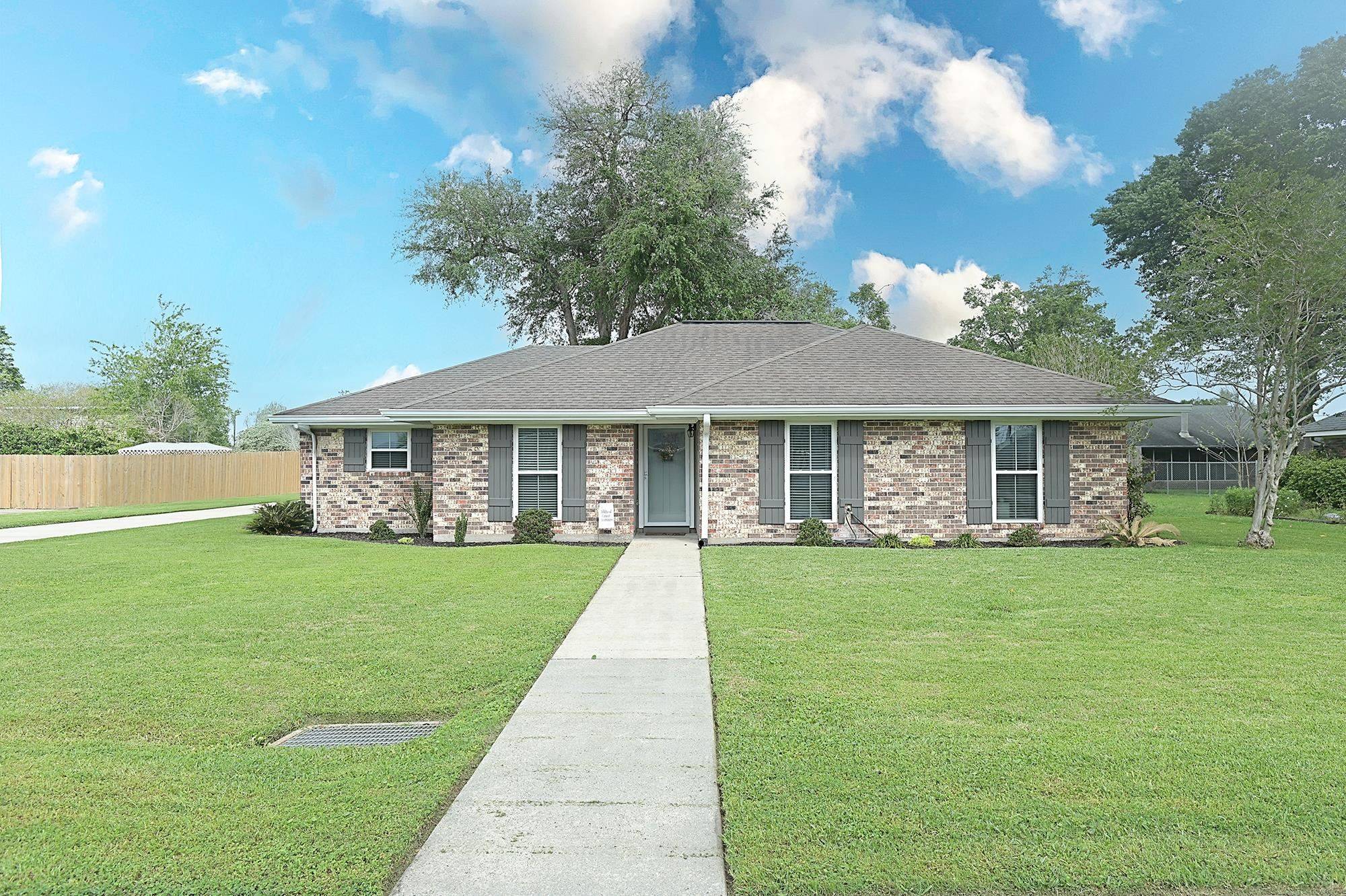 Thibodaux, LA 70301,508 Levert Dr