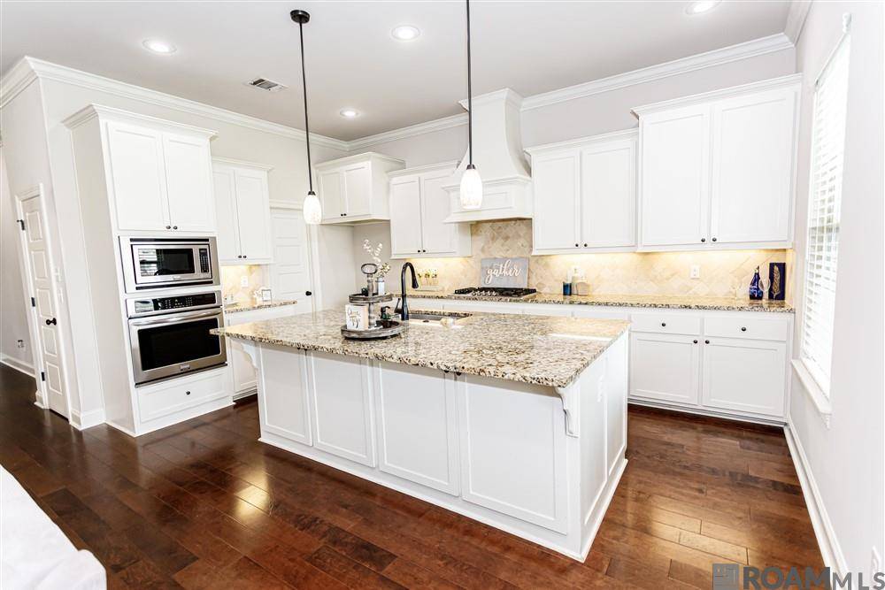 Prairieville, LA 70769,15060 Germany Oaks Blvd