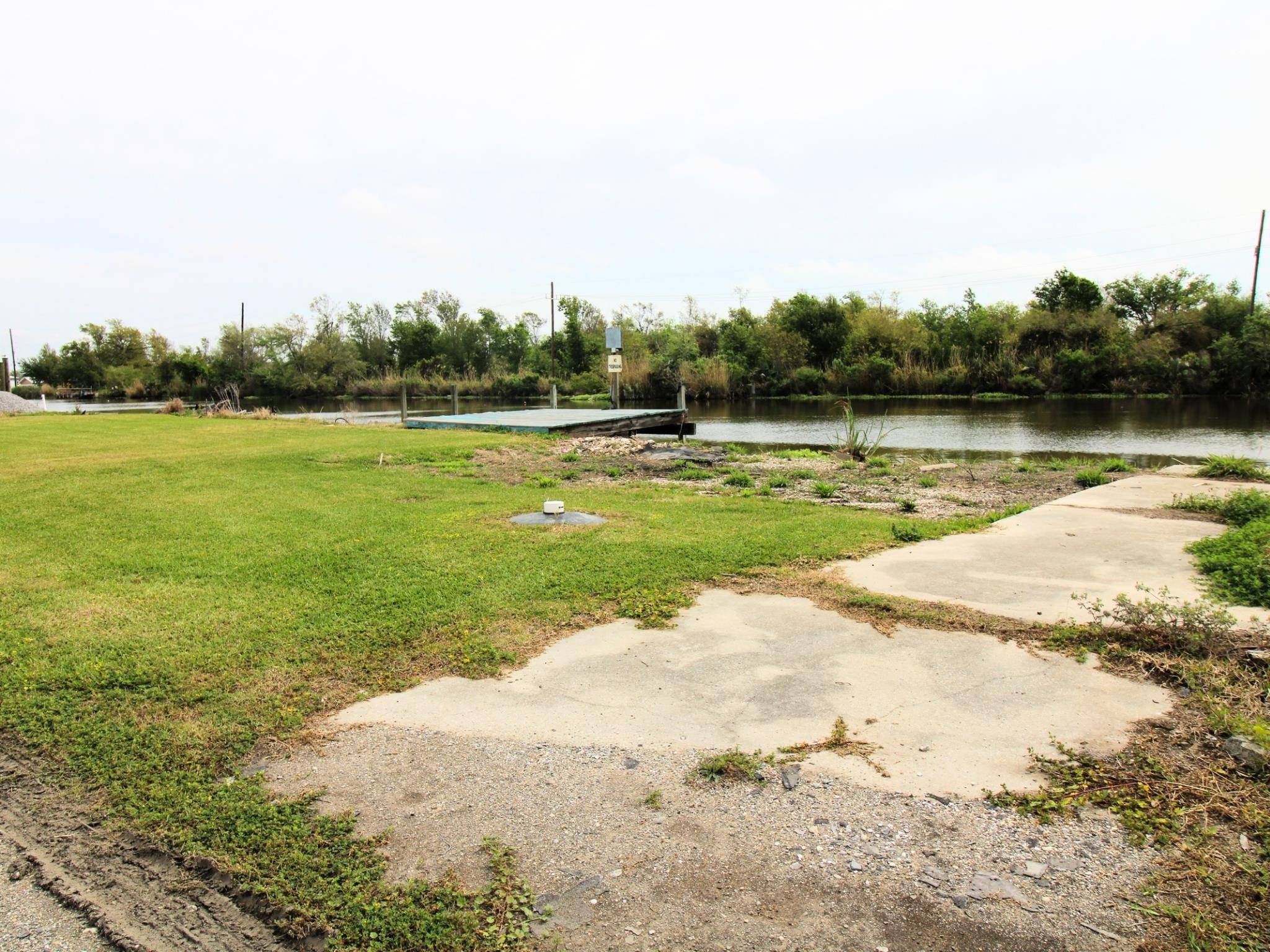 Chauvin, LA 70344,5859 Highway 56 Highway
