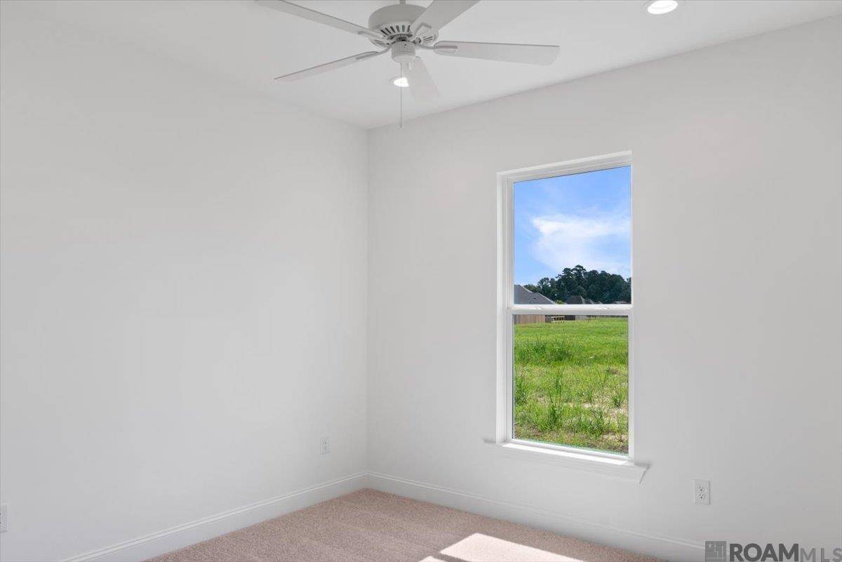 Denham Springs, LA 70706,10449 Highpoint Dr