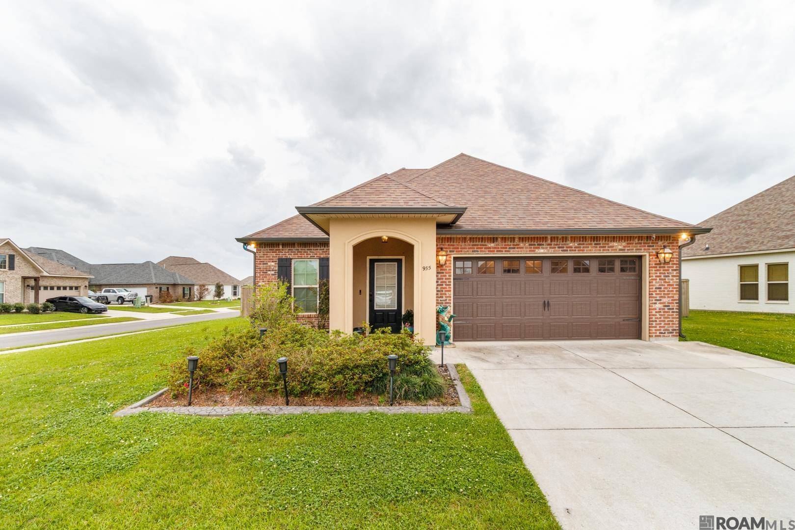 Gonzales, LA 70737,955 Elliston Dr