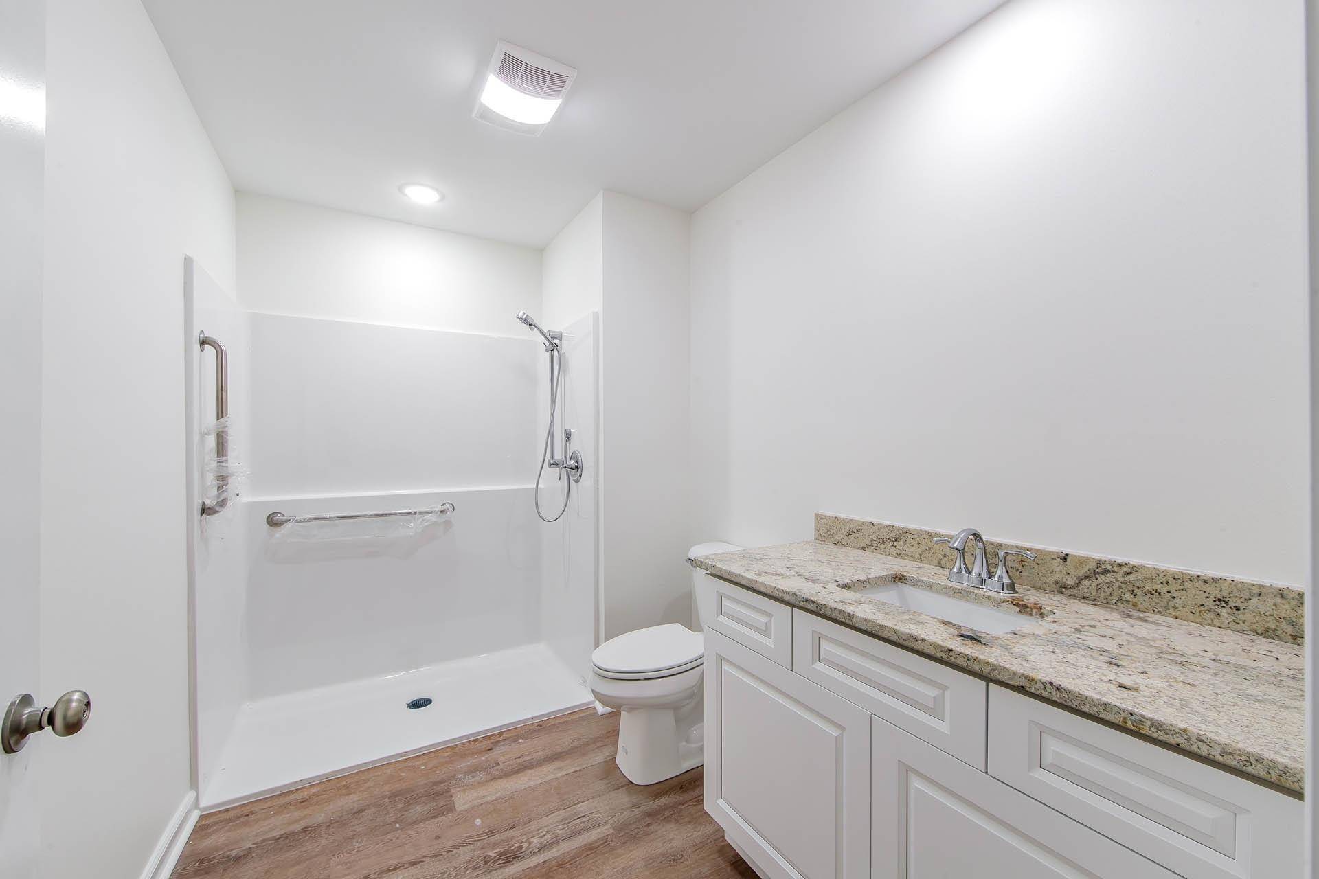 Thibodaux, LA 70301,1300 Lafourche Drive ##102