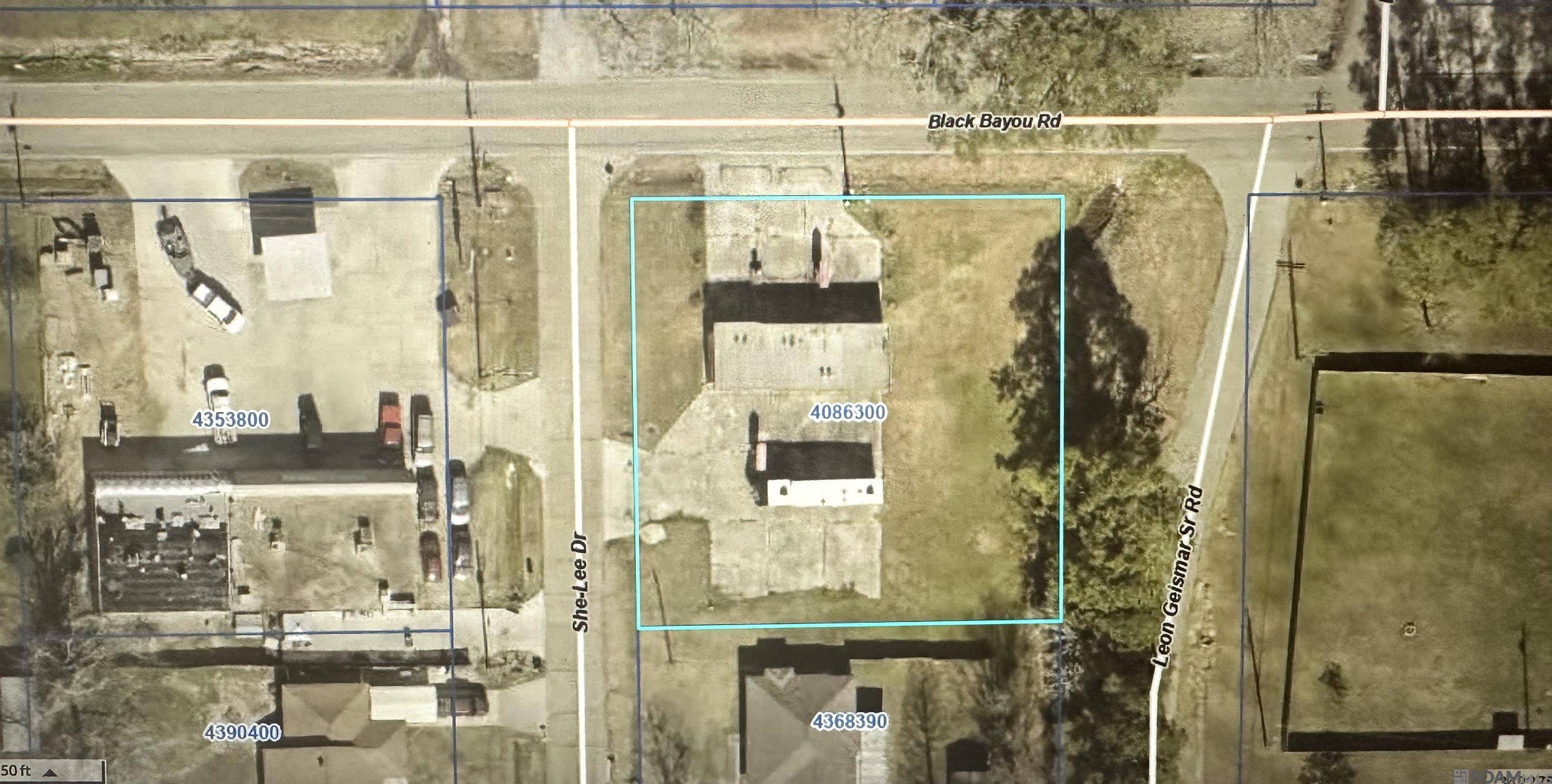 Gonzales, LA 70737,42357 Black Bayou Rd