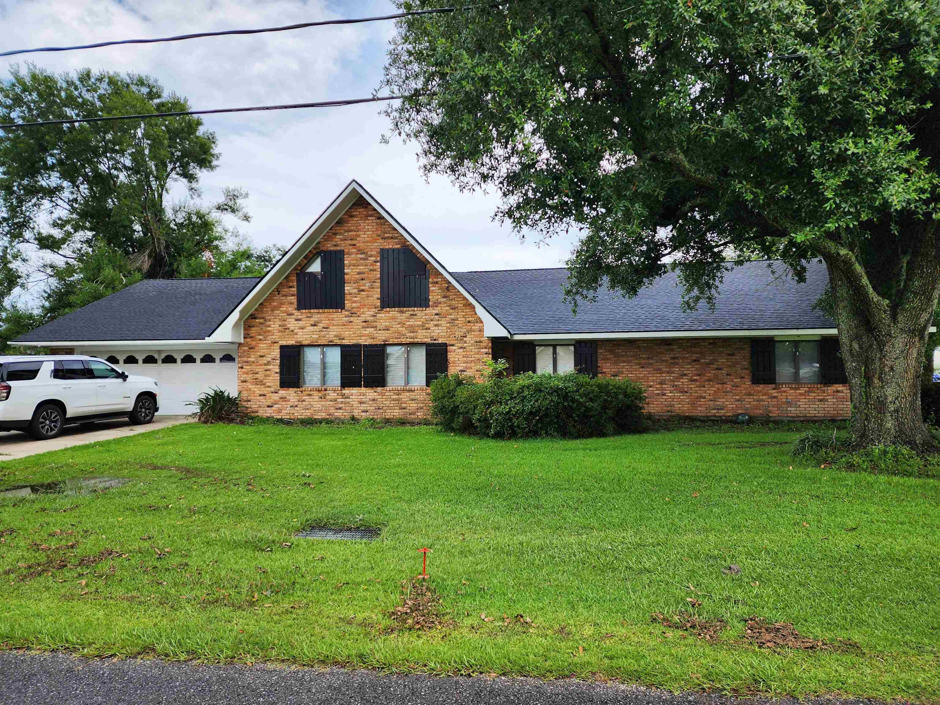 Larose, LA 70345,172 Gemini Street
