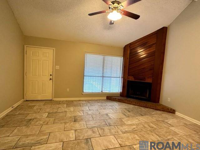 Baton Rouge, LA 70809,5232 Buttercreek Ln ##F6