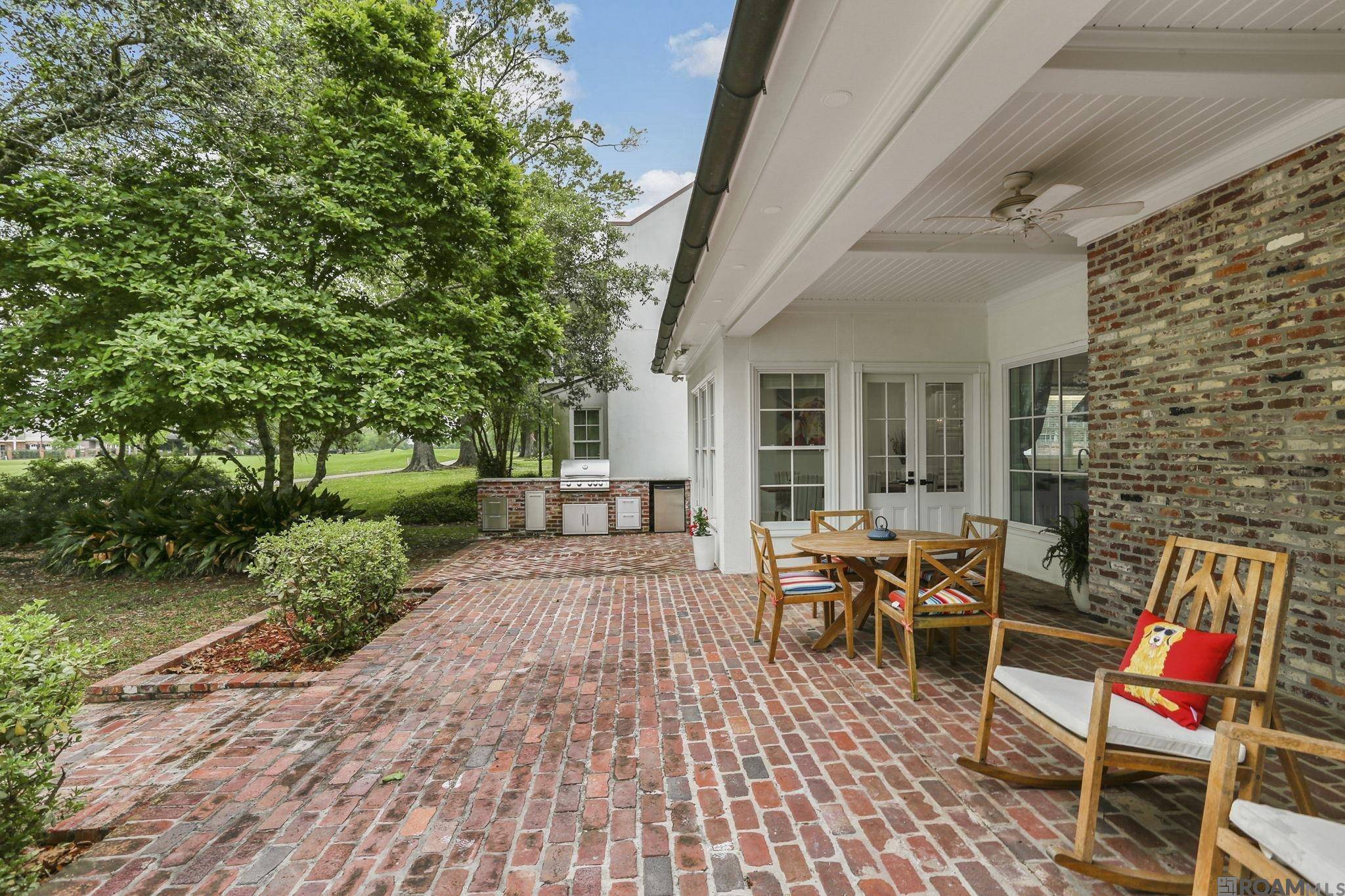 Baton Rouge, LA 70810,17627 Masters Pointe Ct