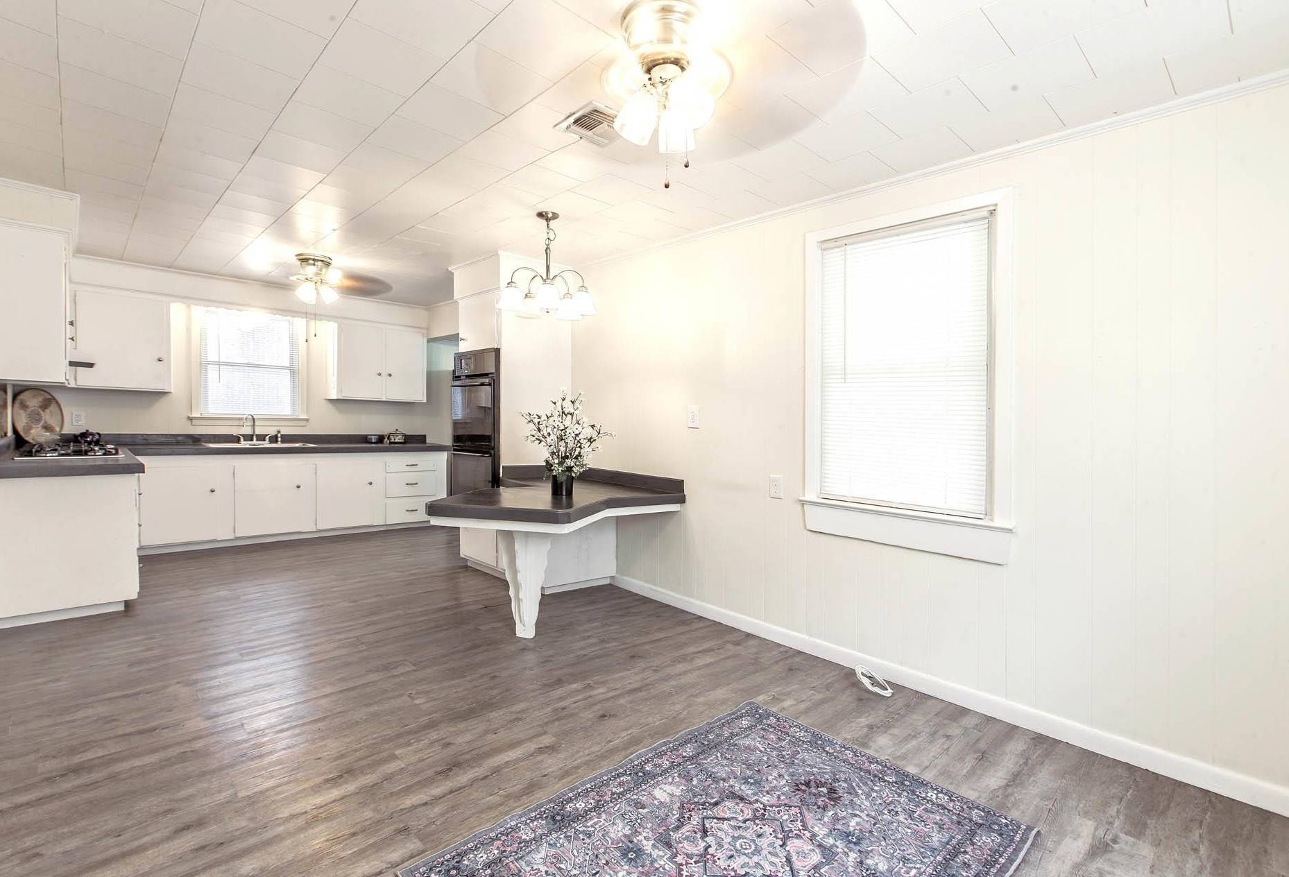 Galliano, LA 70354,153 East 135th St.