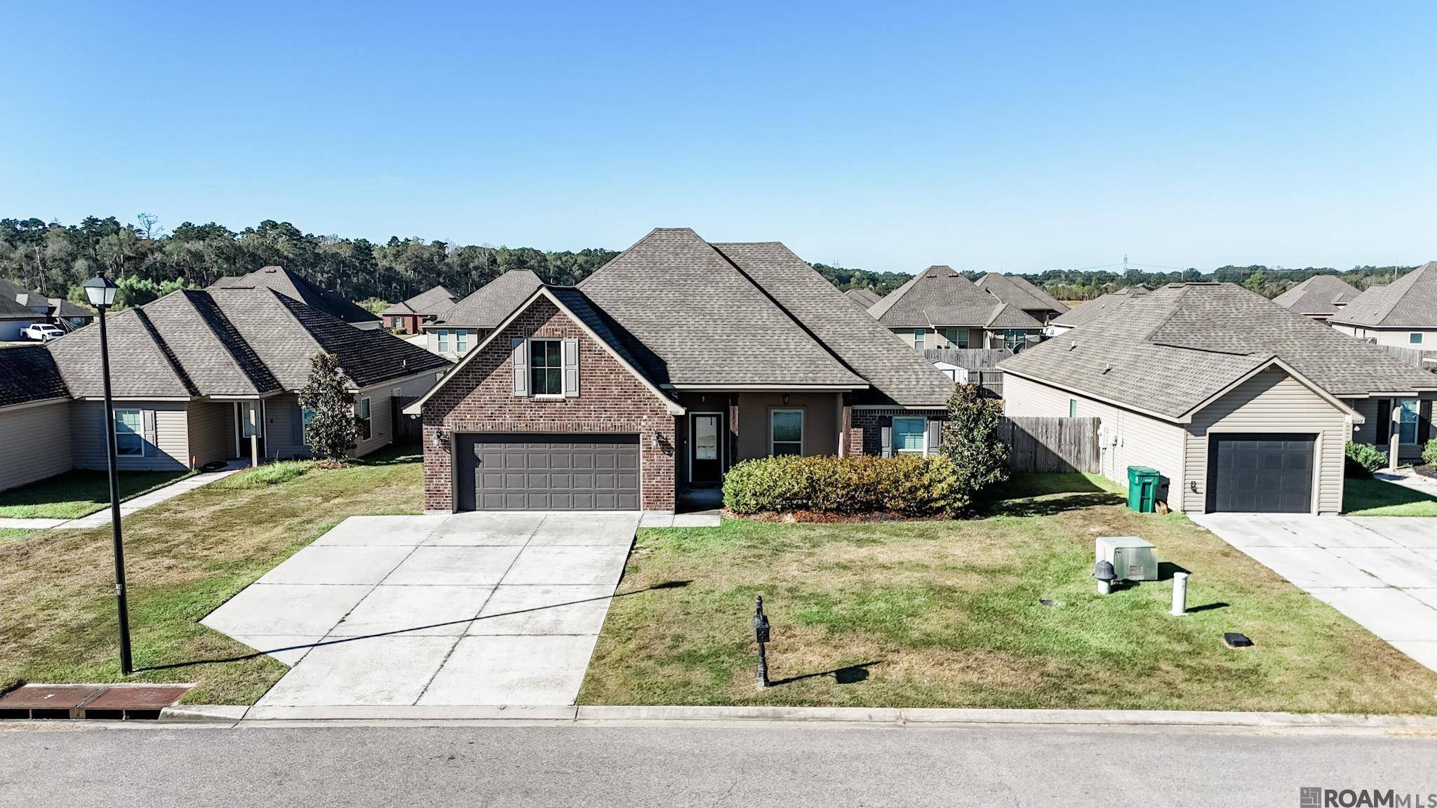 Denham Springs, LA 70726,26411 Evangeline Trace Blvd