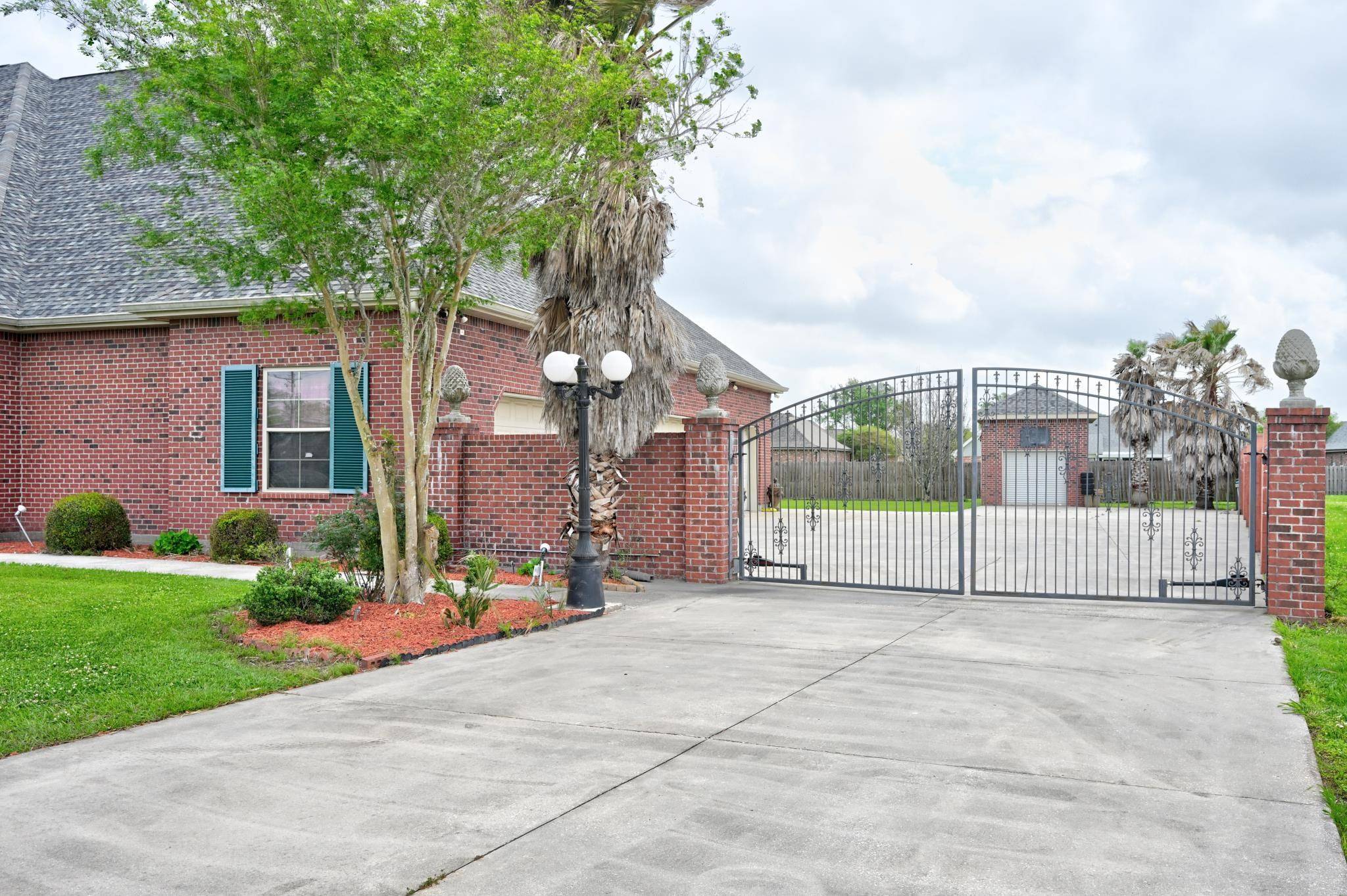 Thibodaux, LA 70301,507 North Canal Boulevard