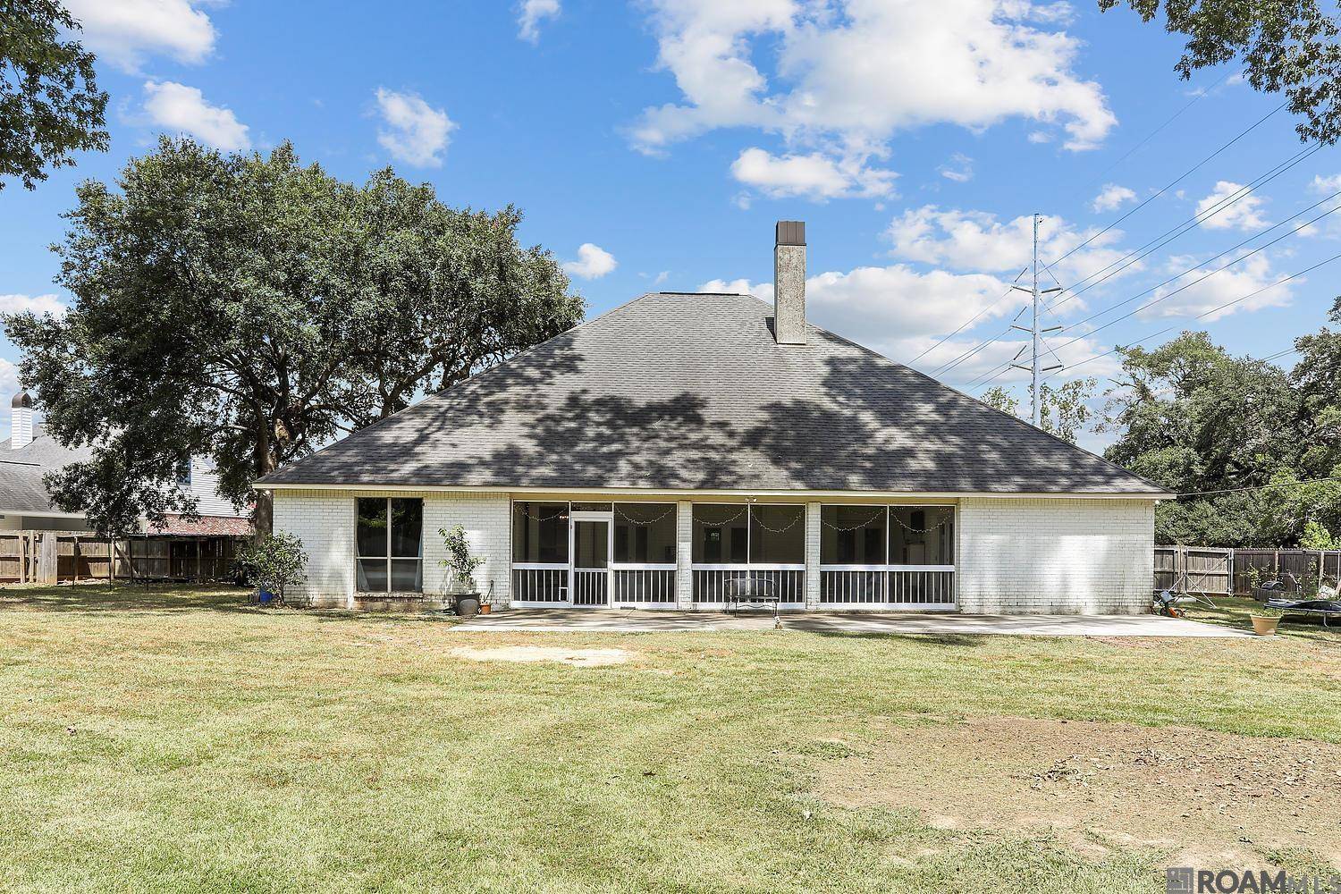 St Francisville, LA 70775,8896 Myrtle Hill Dr