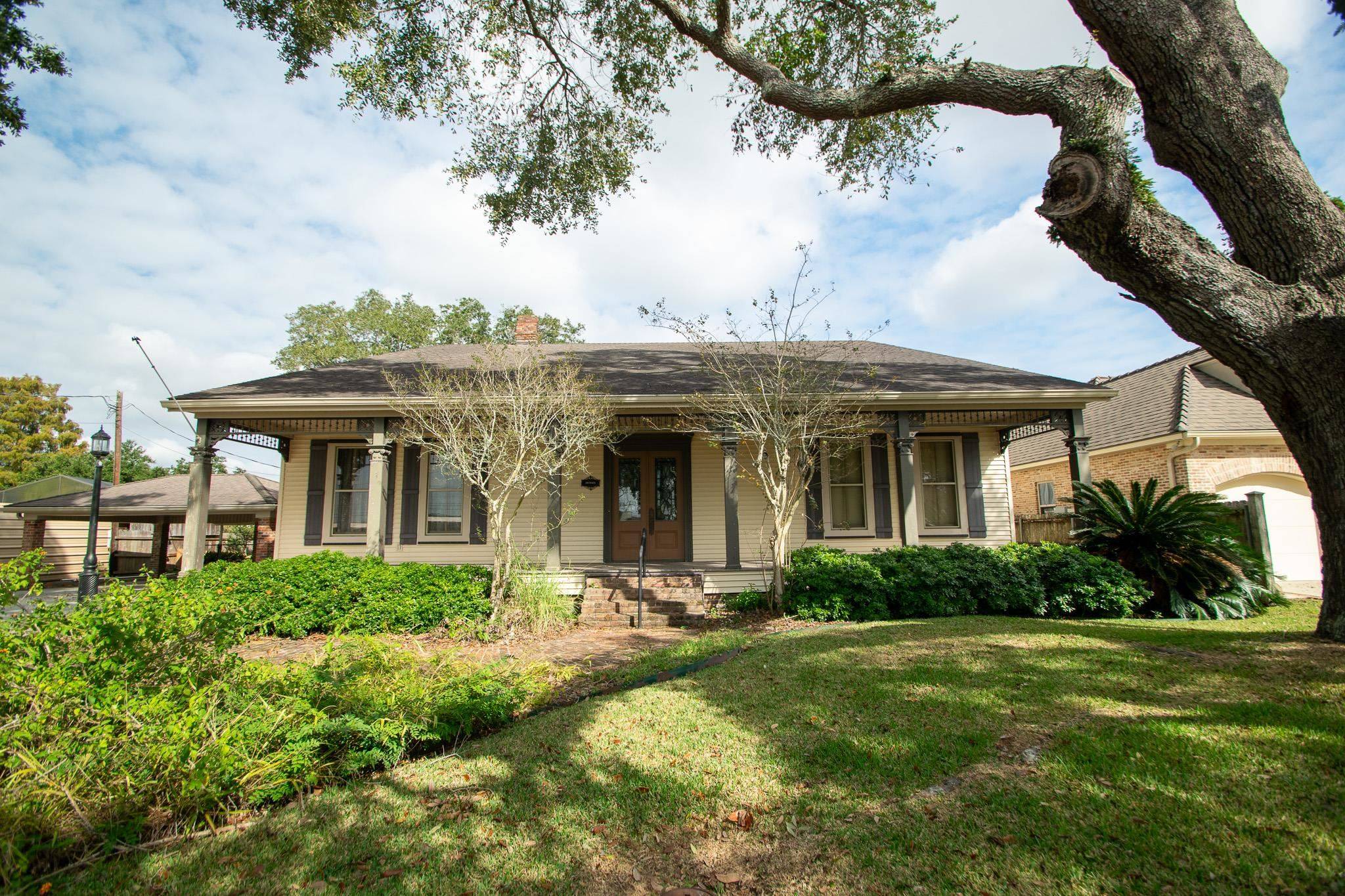 Patterson, LA 70392,200 Main St