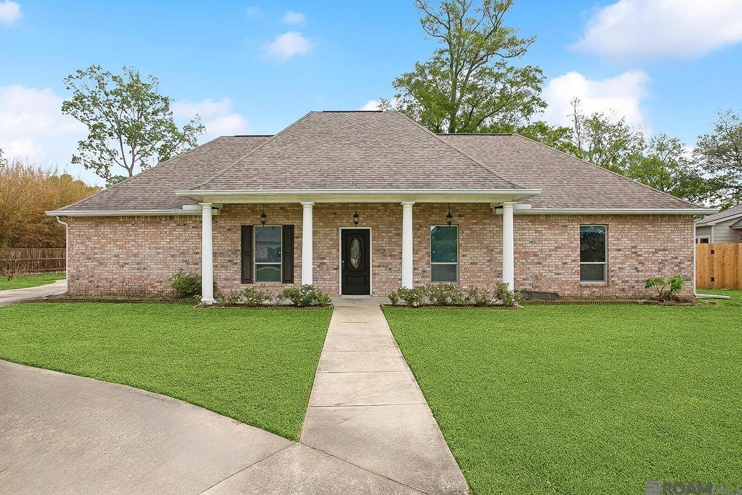 Saint George, LA 70817,16025 Parkside Ct