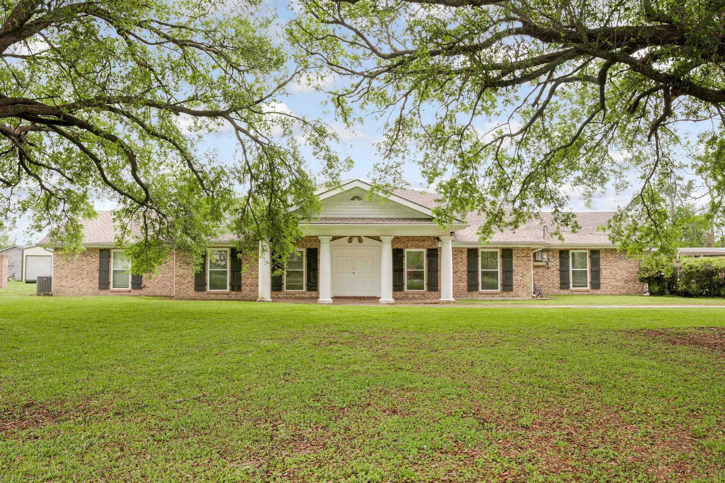 Houma, LA 70364,209 Country Estates Drive