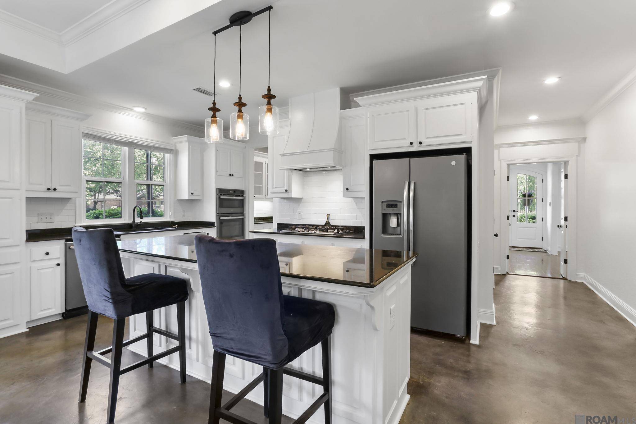 Saint George, LA 70810,18237 Birnham Woods Ave
