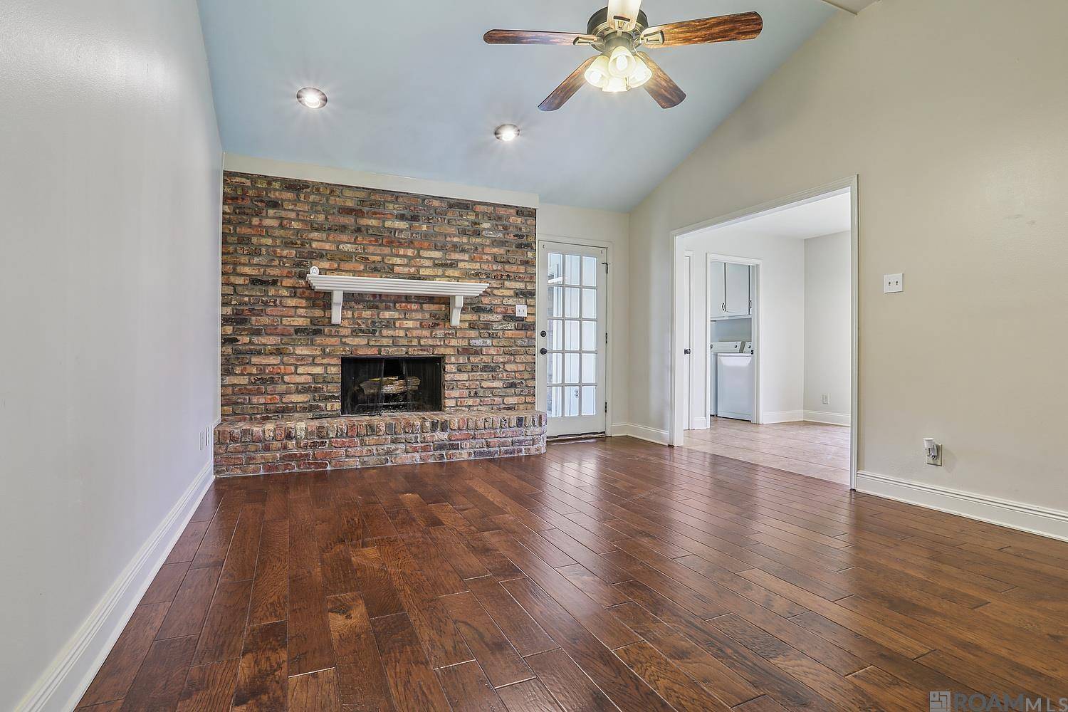 Geismar, LA 70734,37201 John St