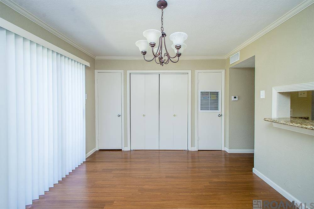 Baton Rouge, LA 70809,10298 W Winston Ave ##8
