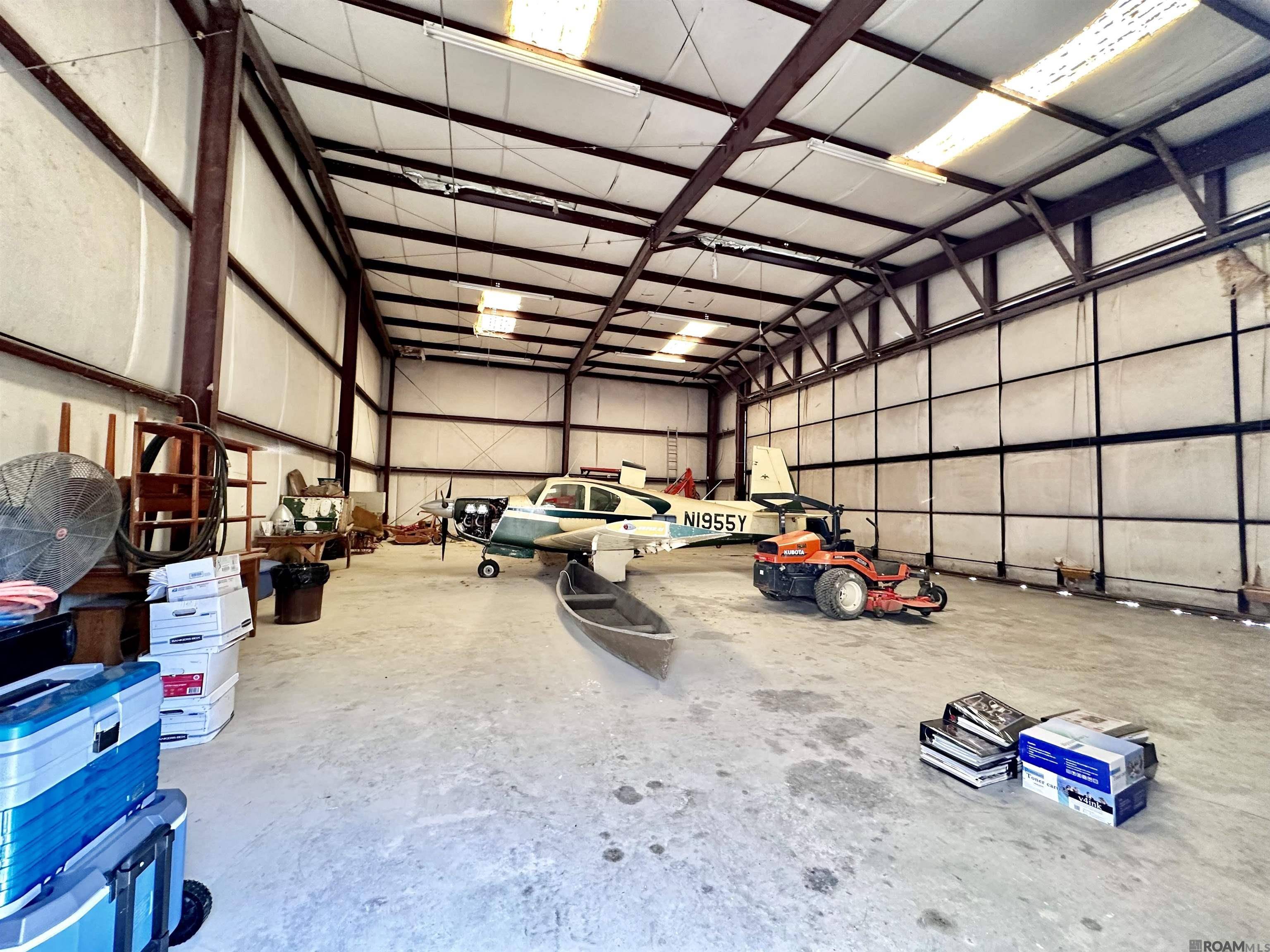 Prairieville, LA 70769,17101 Airport Dr