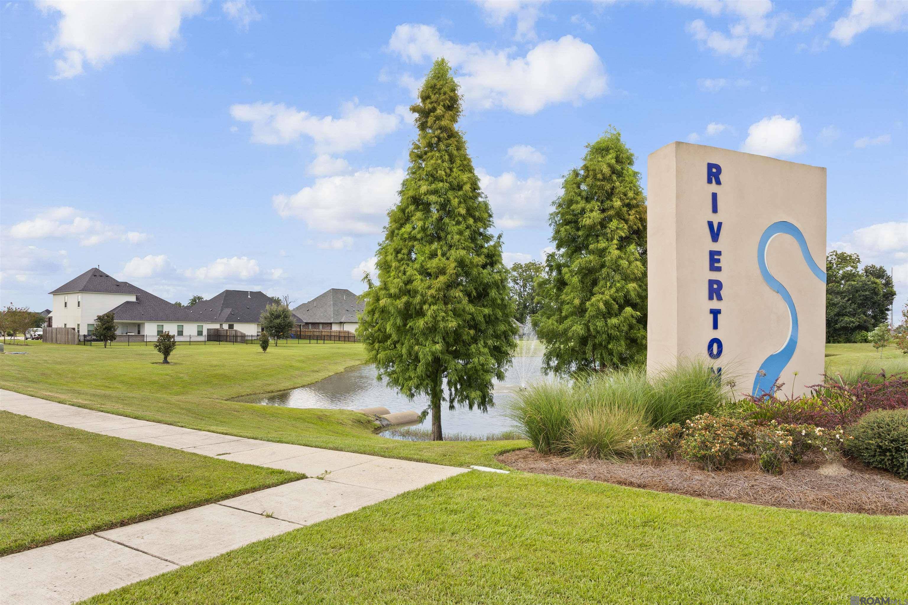 Darrow, LA 70725,39561 Hernando De Soto Dr