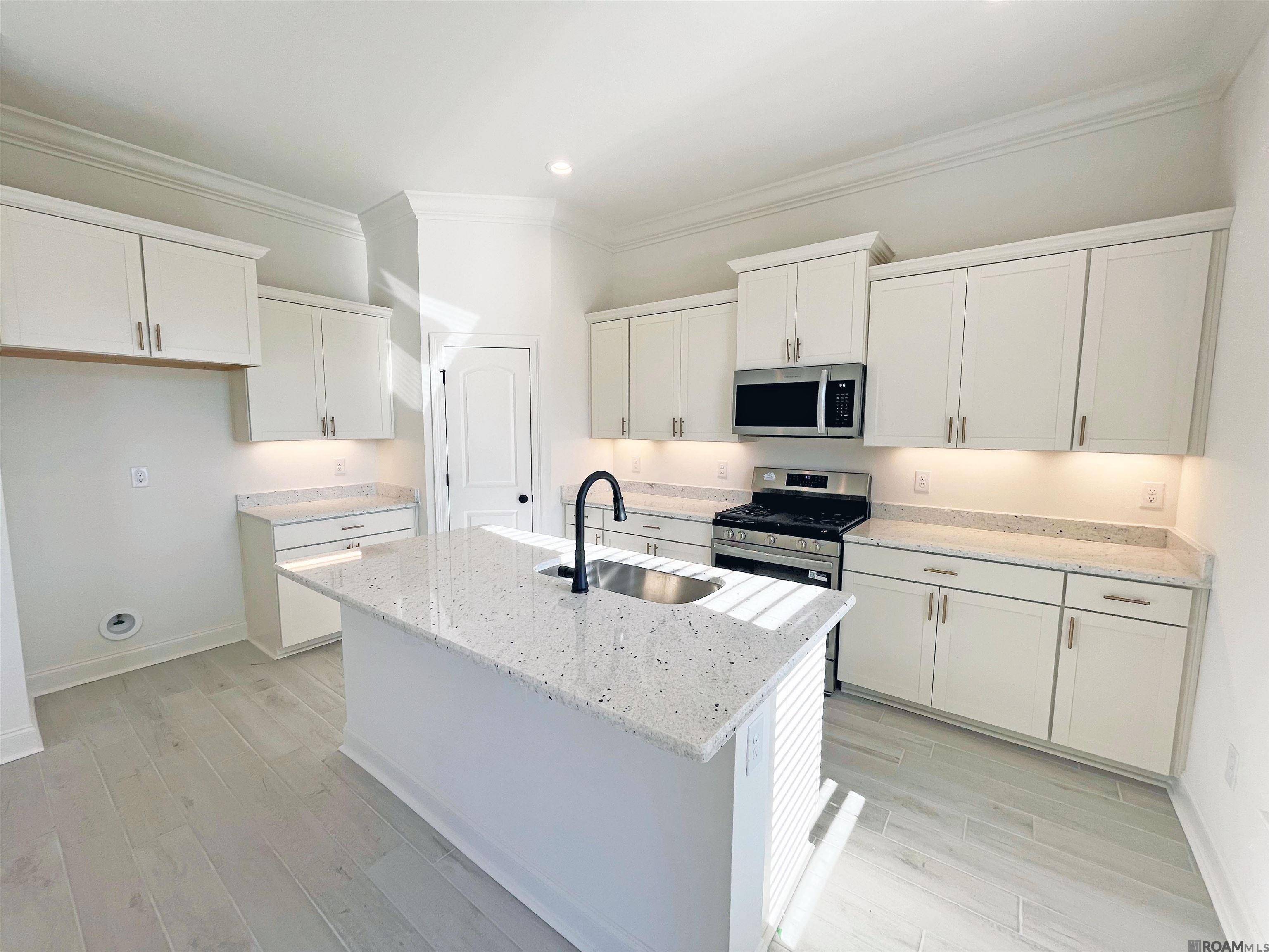 Gonzales, LA 70737,6532 Nesting Dr