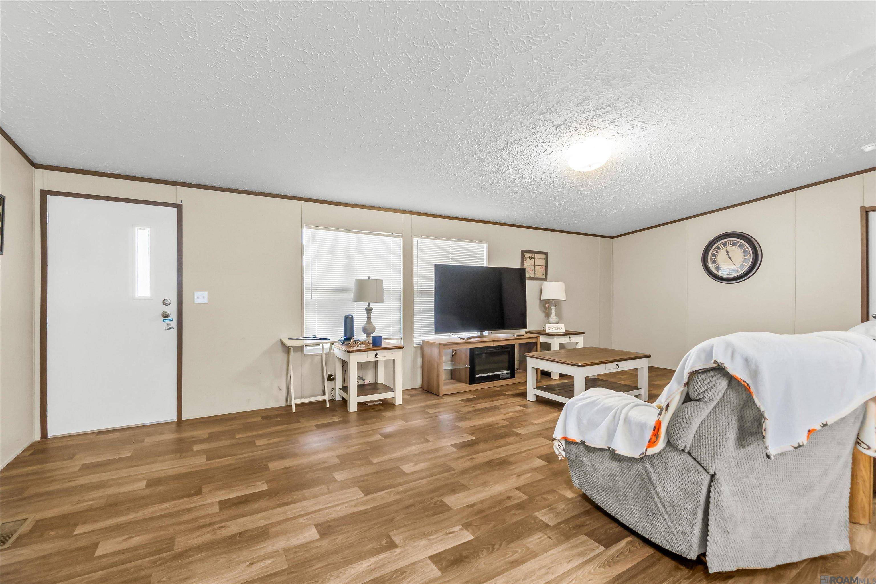 Denham Springs, LA 70706,38001 Weiss Rd