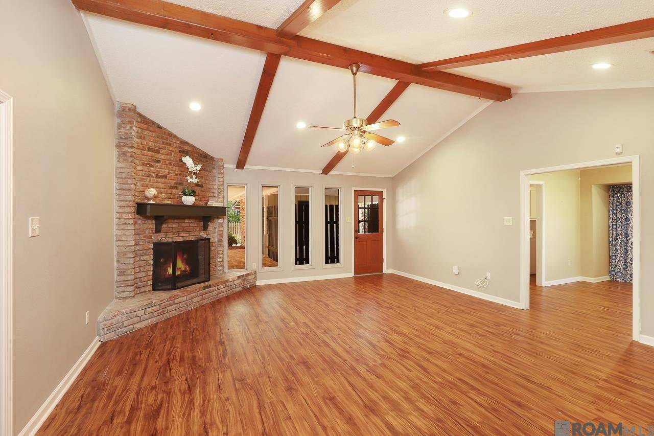 Greenwell Springs, LA 70739,5973 Landmor Dr