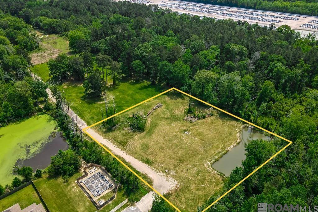 Greenwell Springs, LA 70739,Spring House Dr