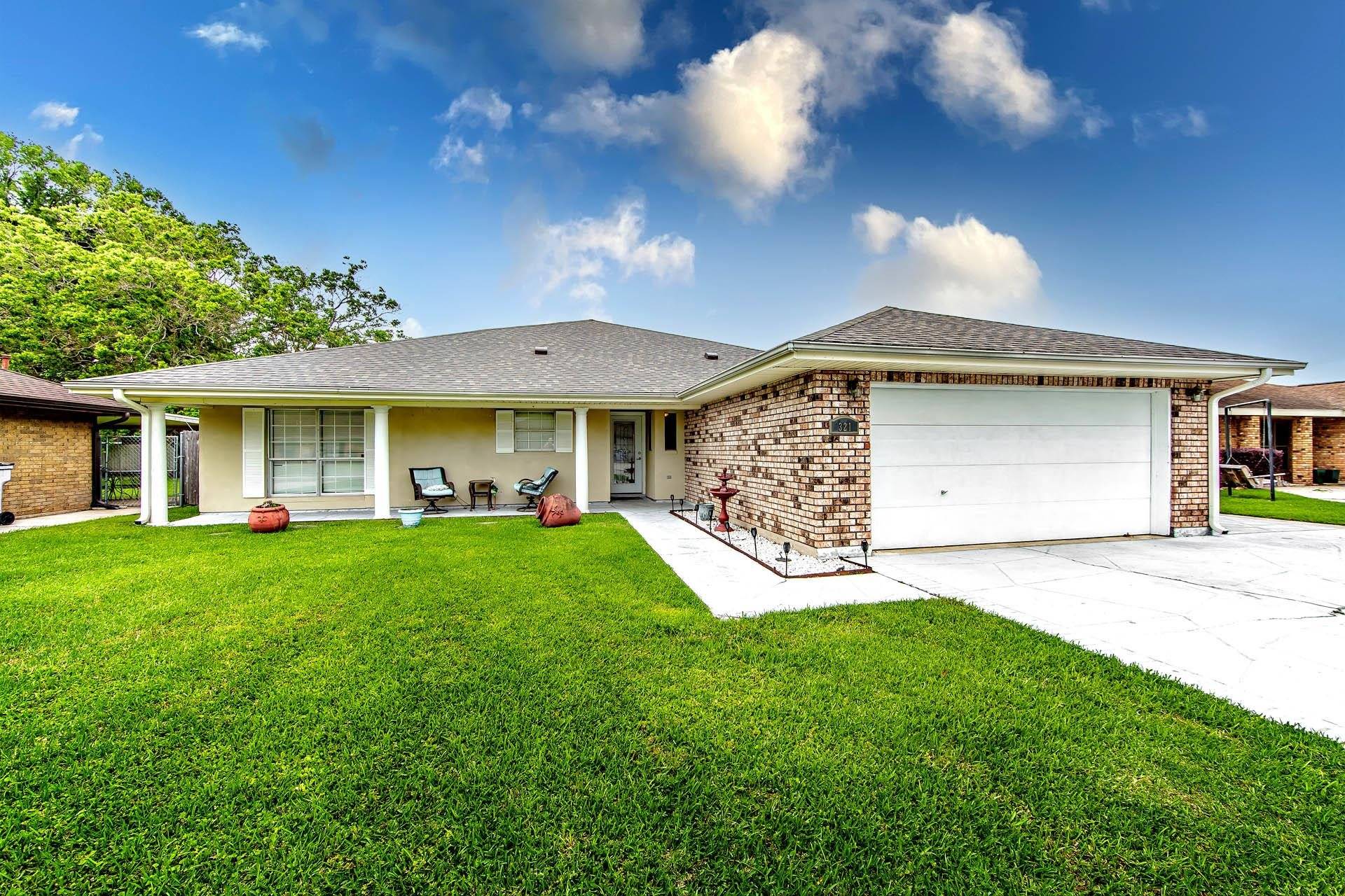 Berwick, LA 70342,321 Jacobs St.