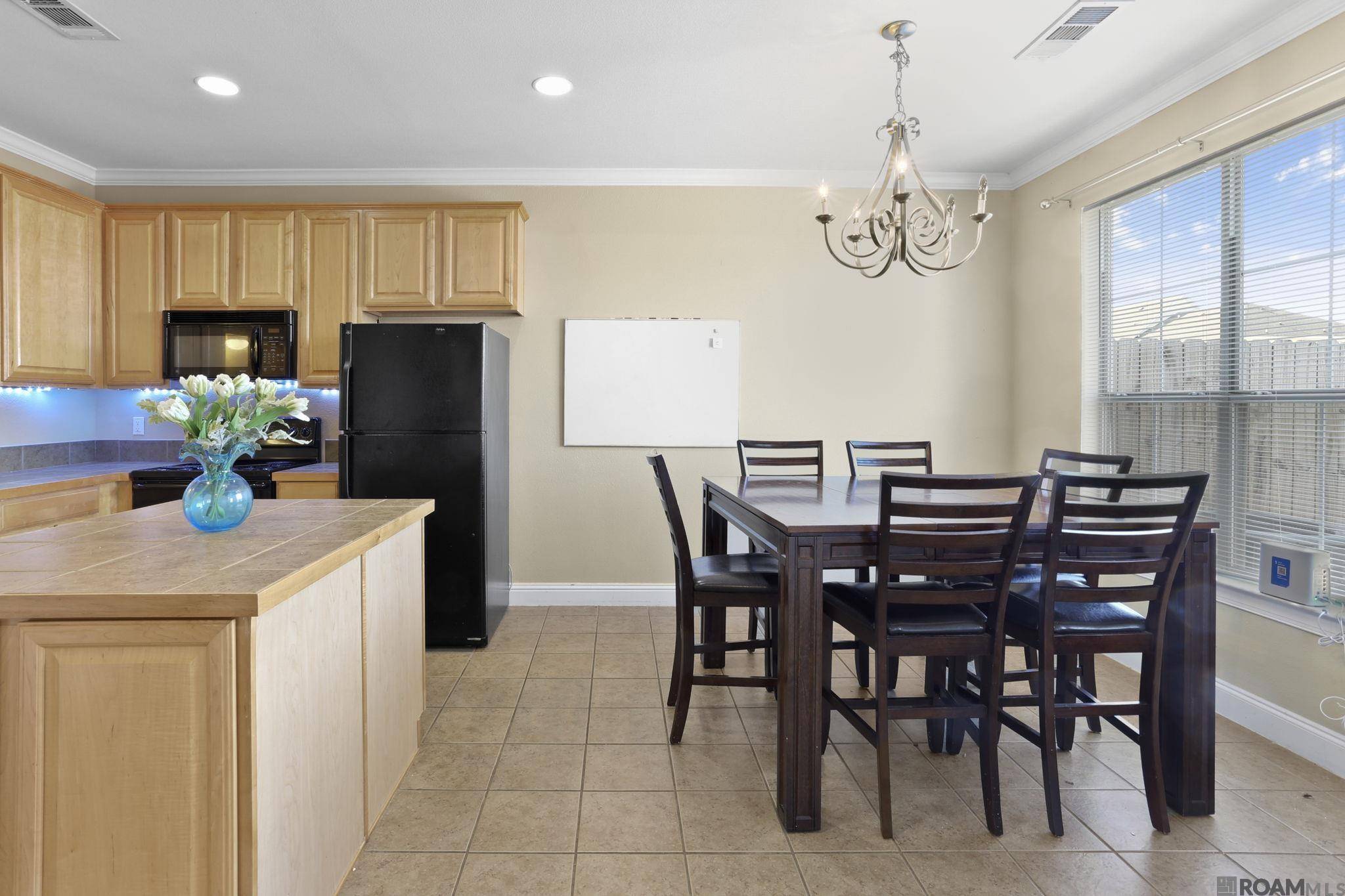 Baton Rouge, LA 70820,4000 Lake Beau Pre ##144