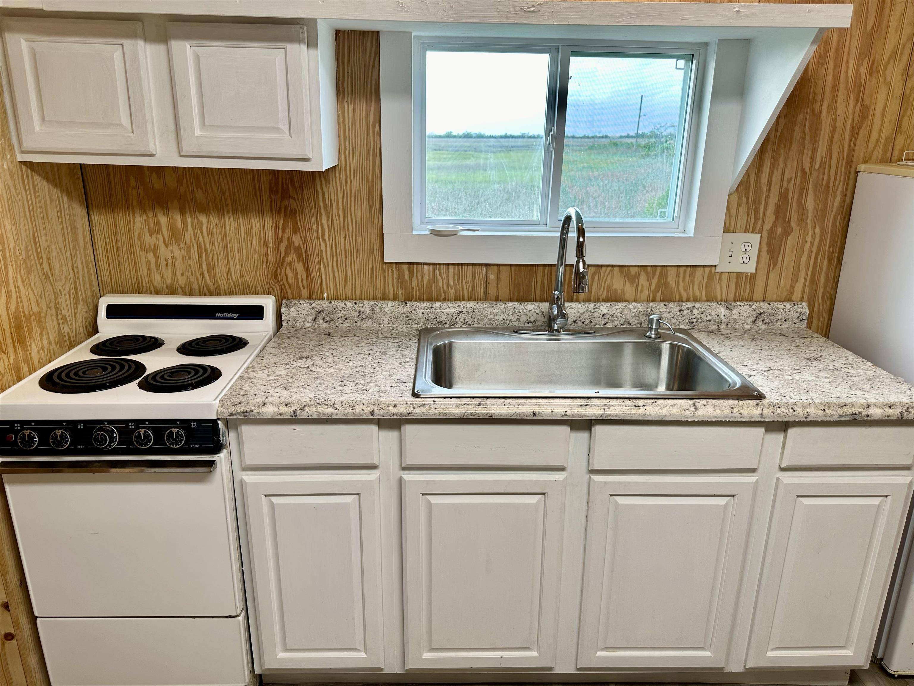 Dulac, LA 70358,1058 Four Point Rd