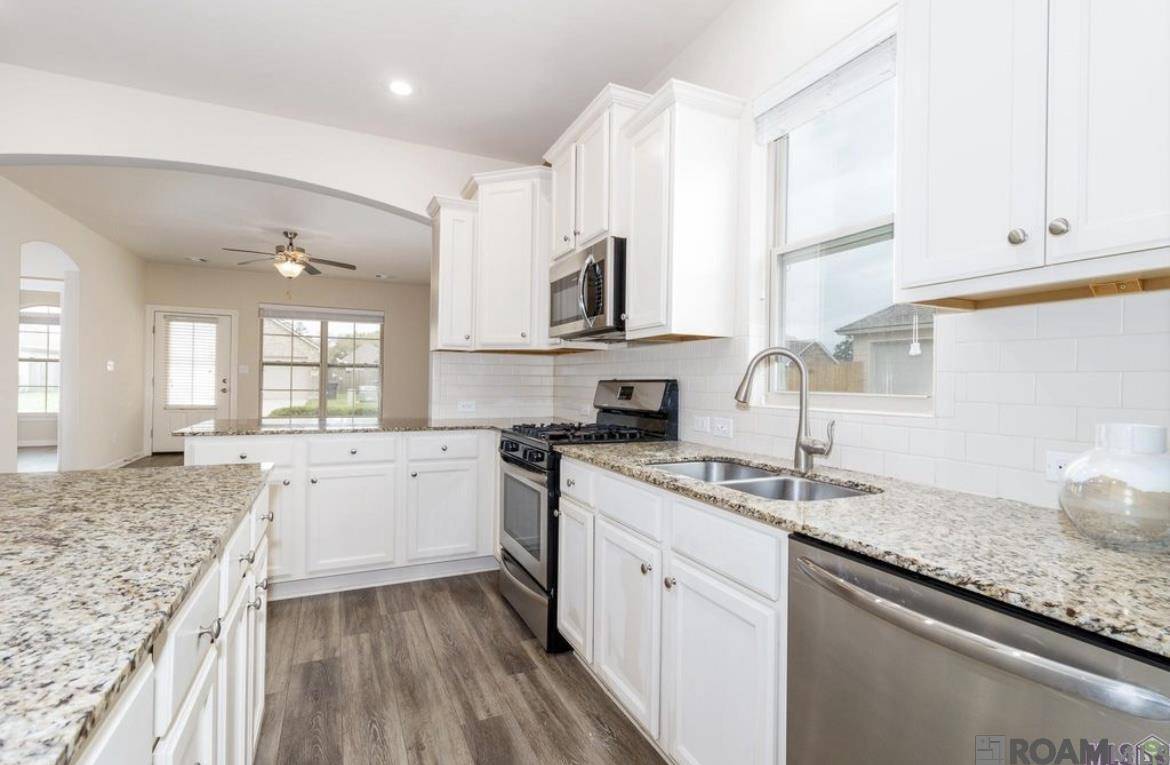 Baton Rouge, LA 70820,7787 Antebellum Ave