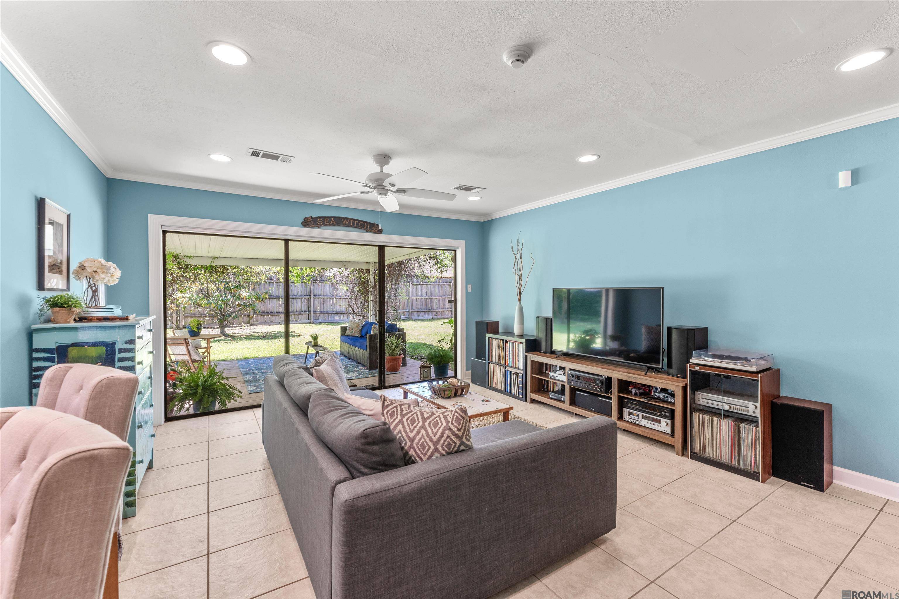 Baton Rouge, LA 70806,880 Lobdell Ave