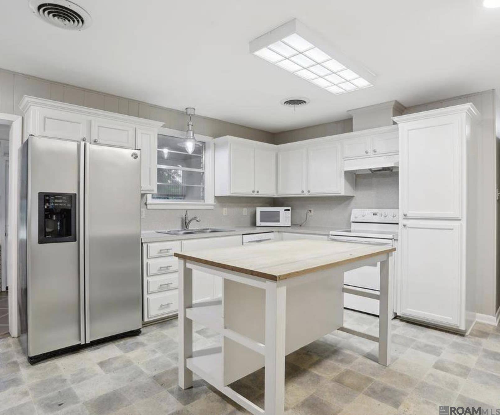 Baton Rouge, LA 70809,4320 Bluebonnet Rd