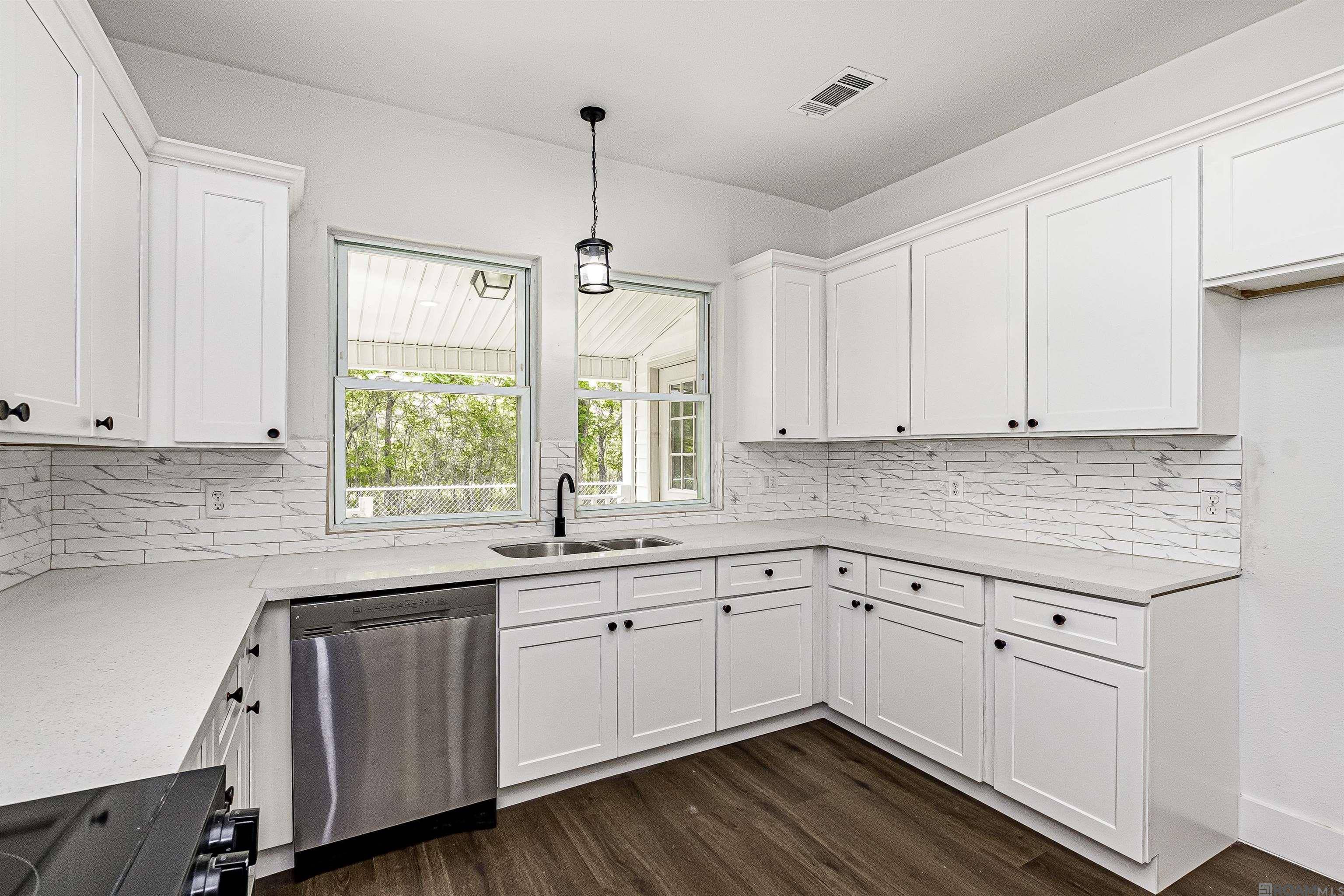 Pride, LA 70770,15211 Tom Drehr Rd
