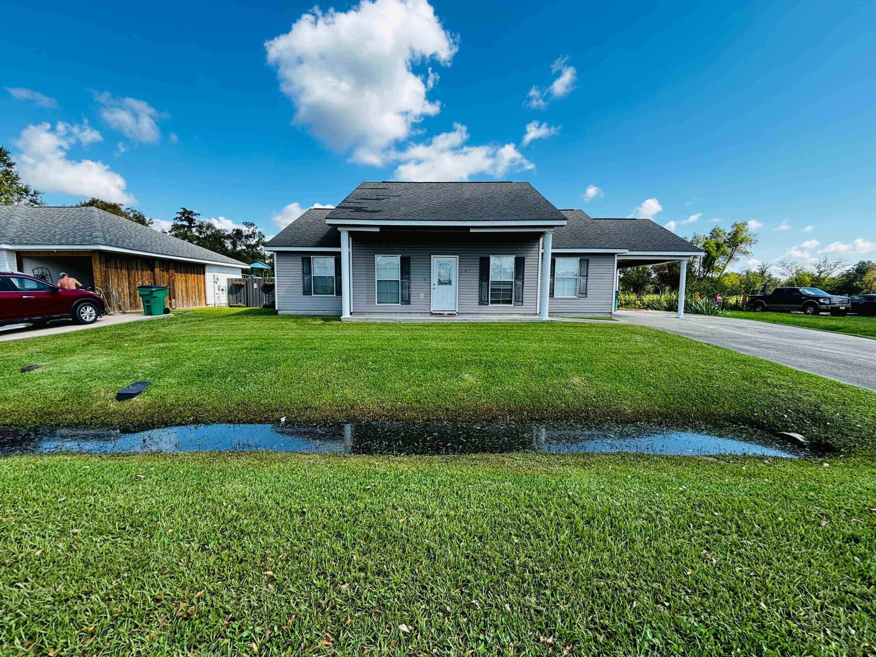 Gray, LA 70359,105 Jeanne St
