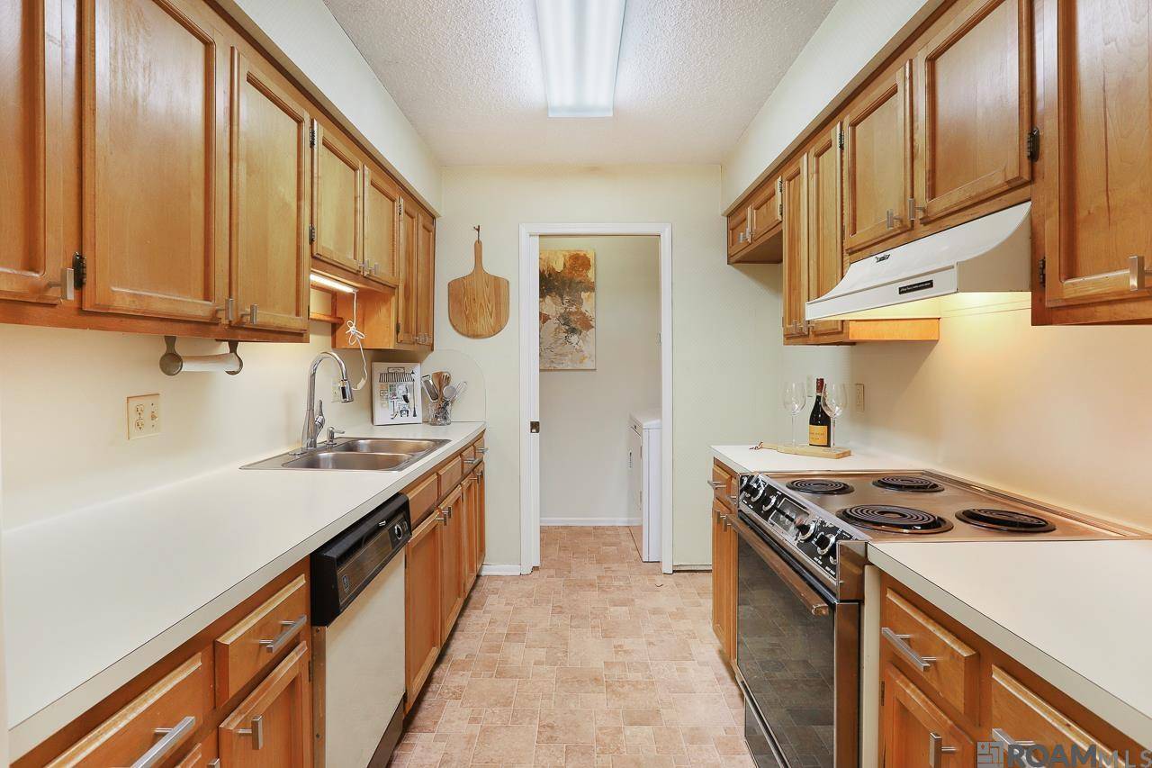 Baton Rouge, LA 70809,5323 Blair Ln ##M2