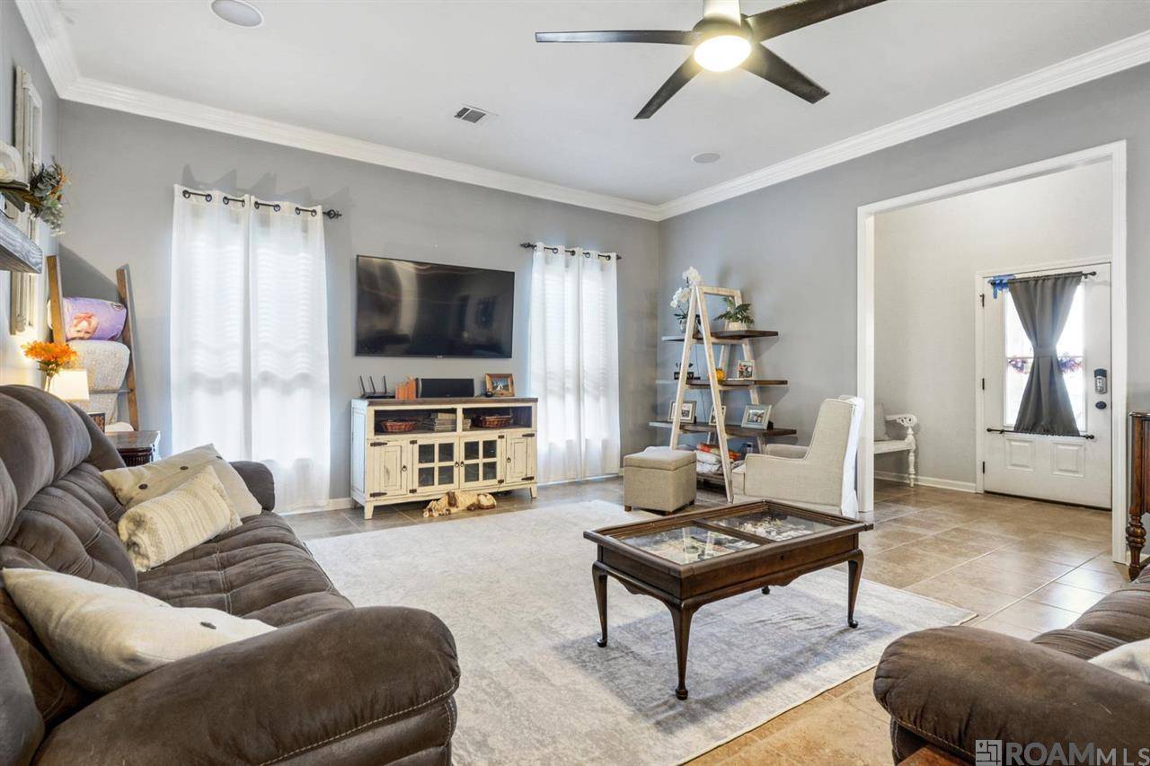Baton Rouge, LA 70820,8511 Arabella Ave