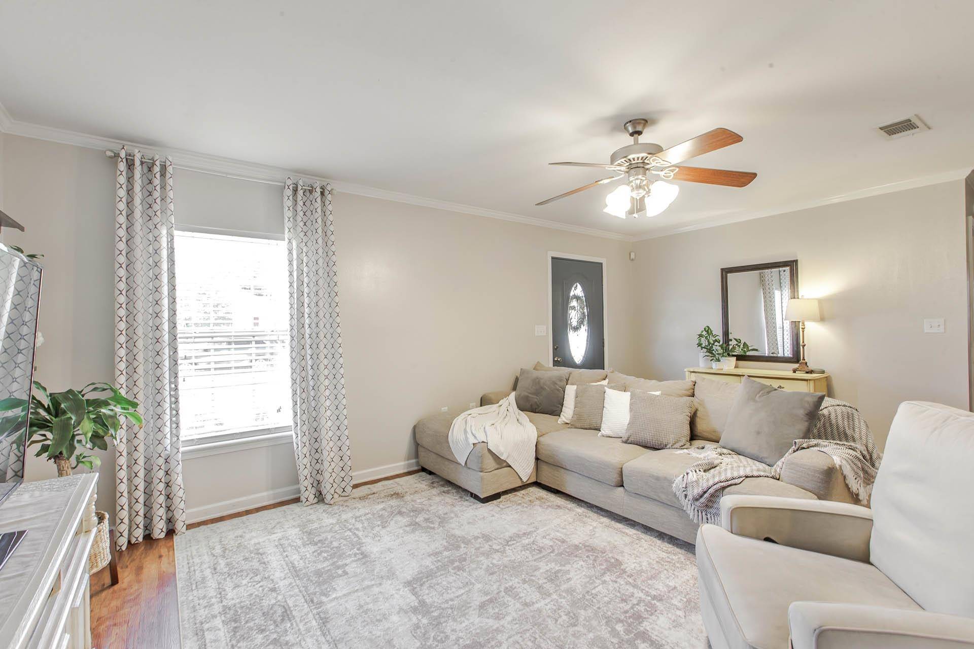 Gray, LA 70359,308 Jennifer St