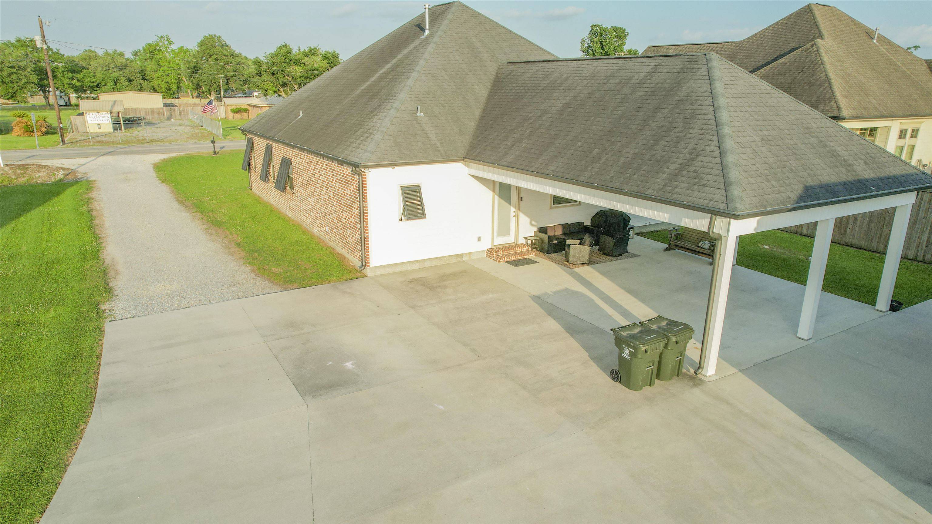 Schriever, LA 70395,303 North Main Project Road
