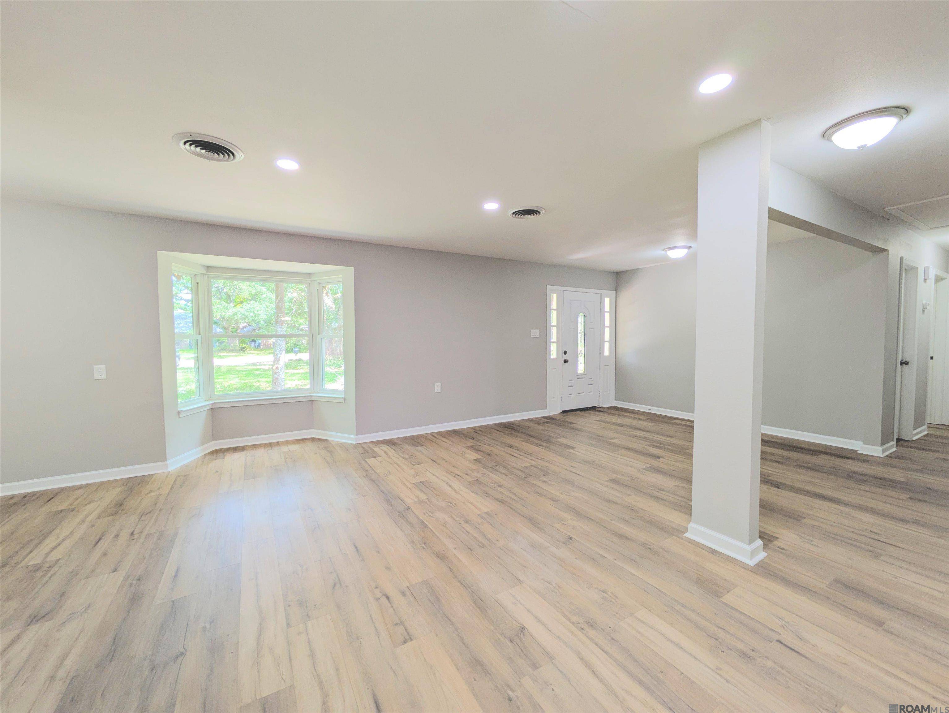 Baton Rouge, LA 70816,1890 Dabney Dr