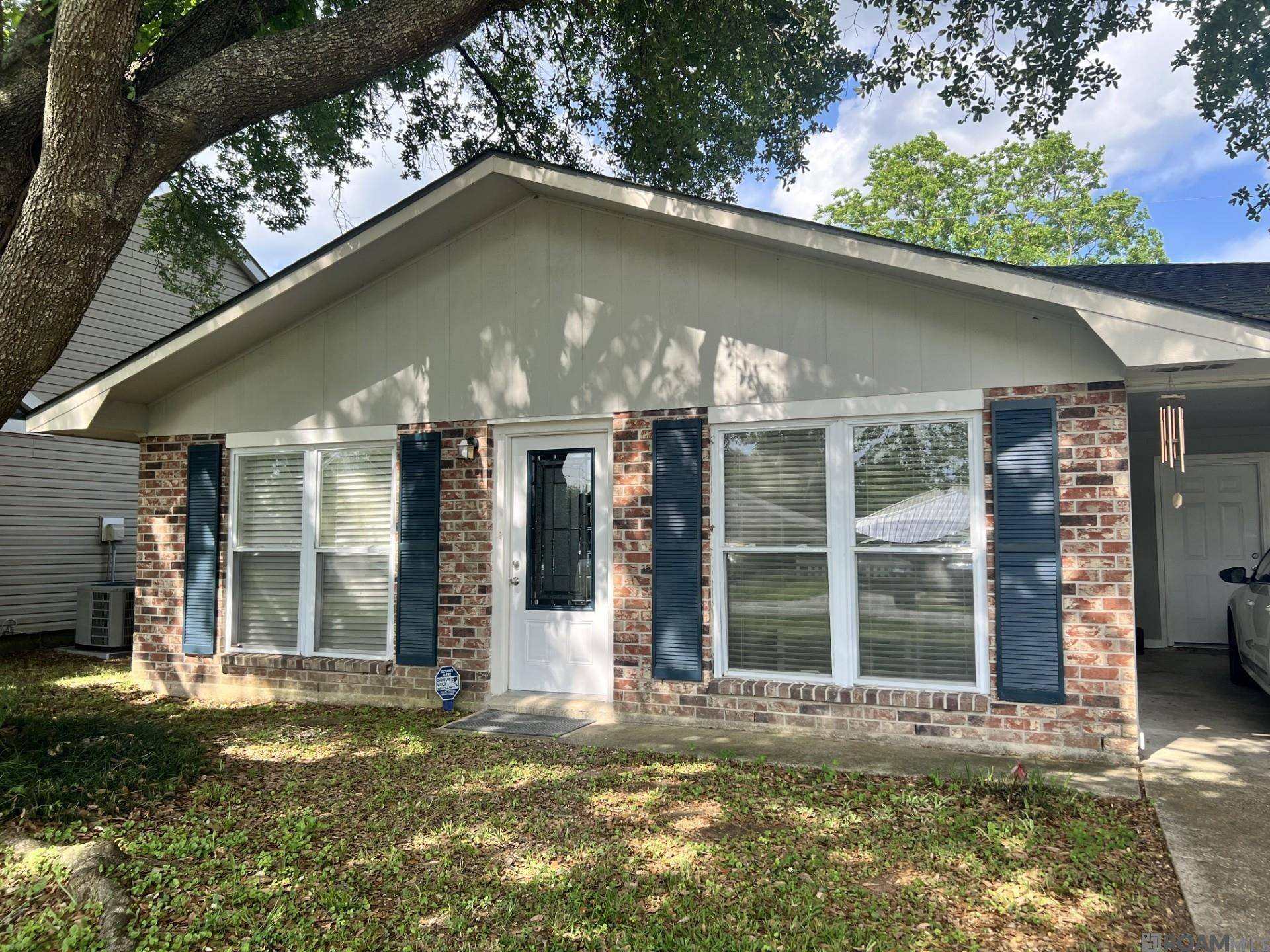 Denham Springs, LA 70726,8729 Fairoaks St