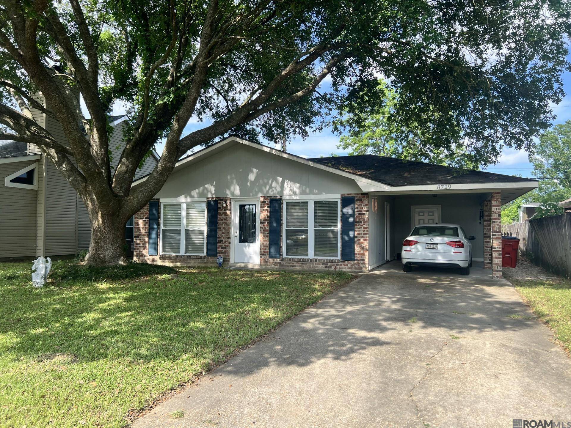 Denham Springs, LA 70726,8729 Fairoaks St