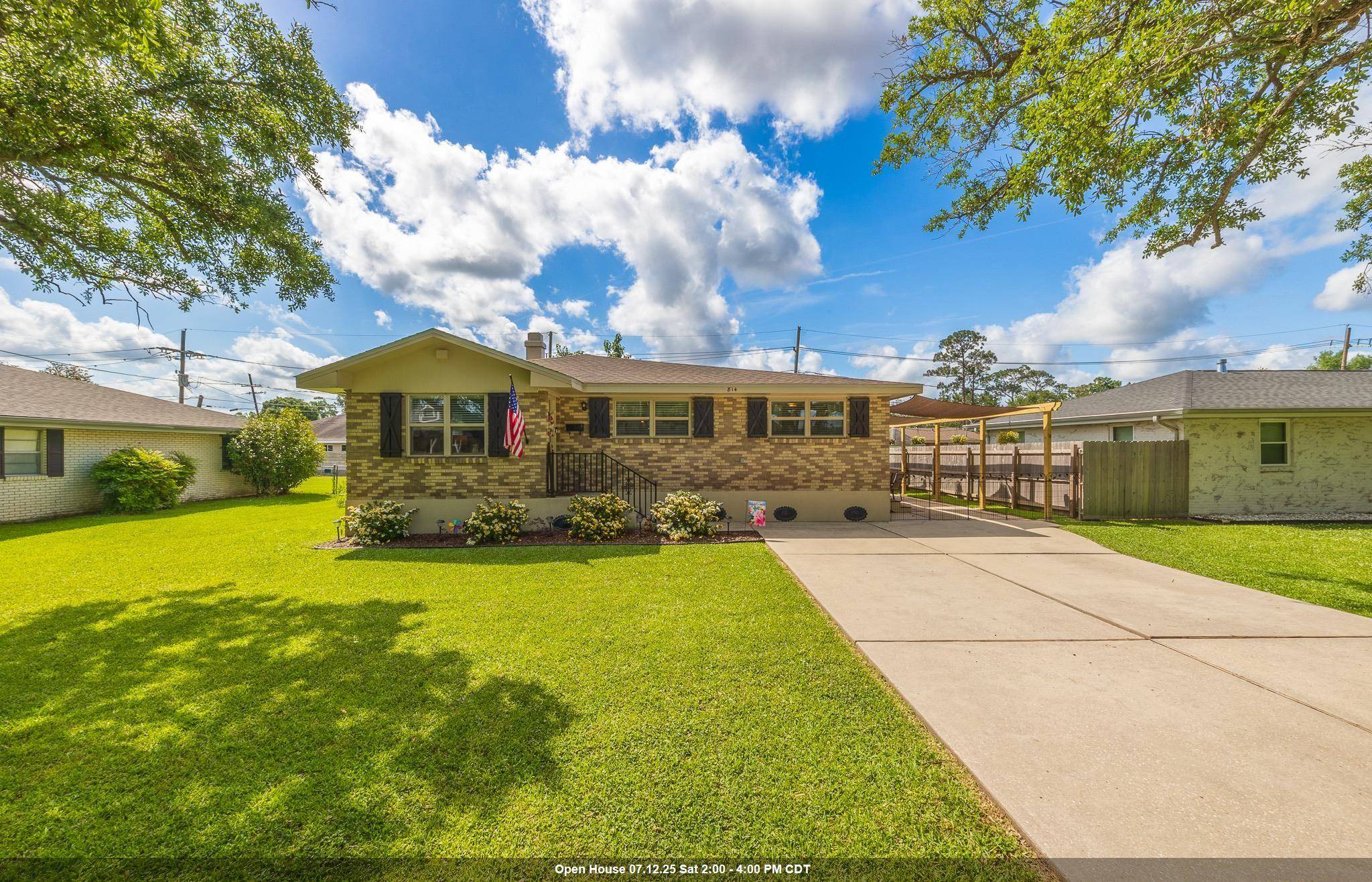 Houma, LA 70364,814 Funderburk Avenue