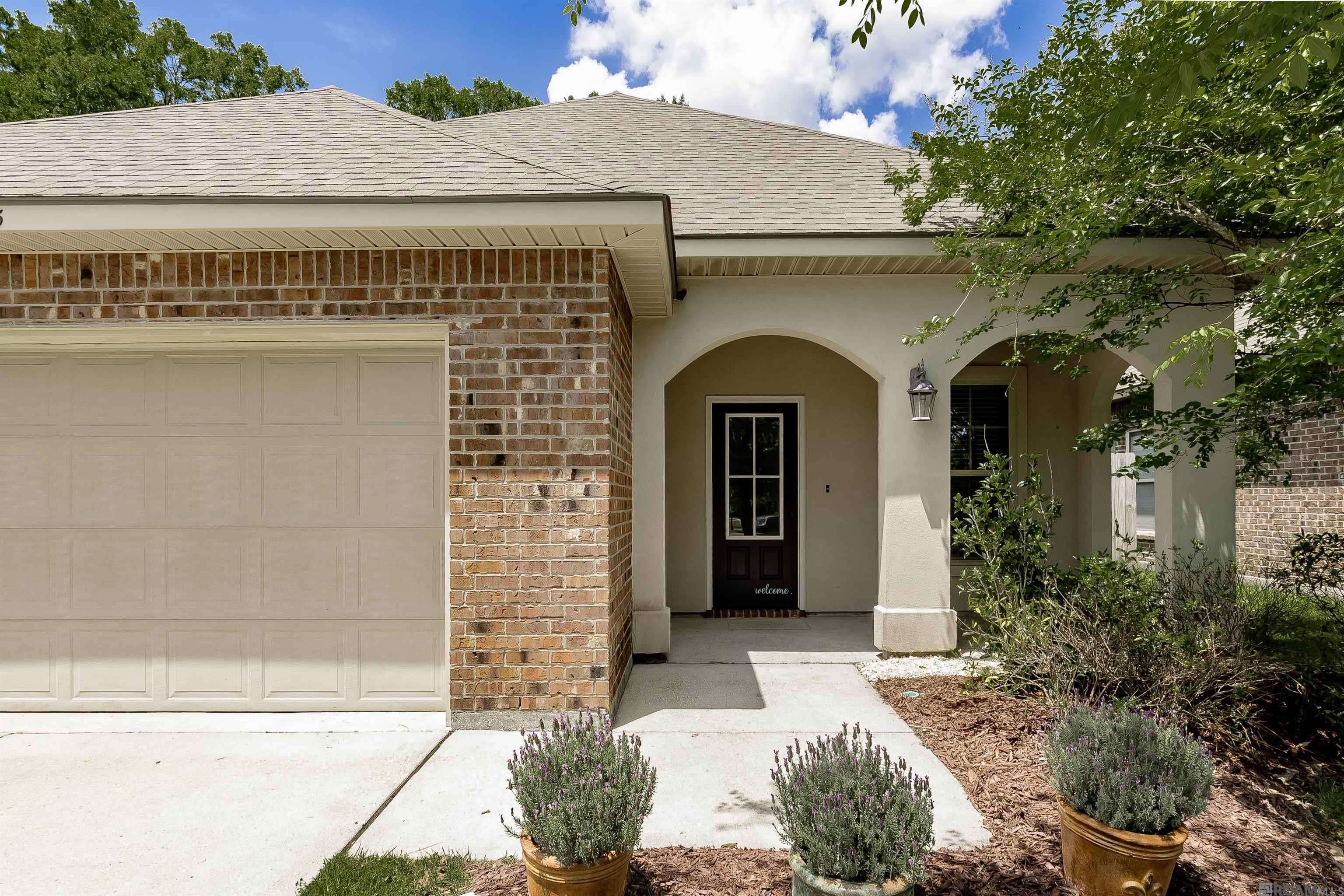 Gonzales, LA 70737,39255 Superior Wood Ave