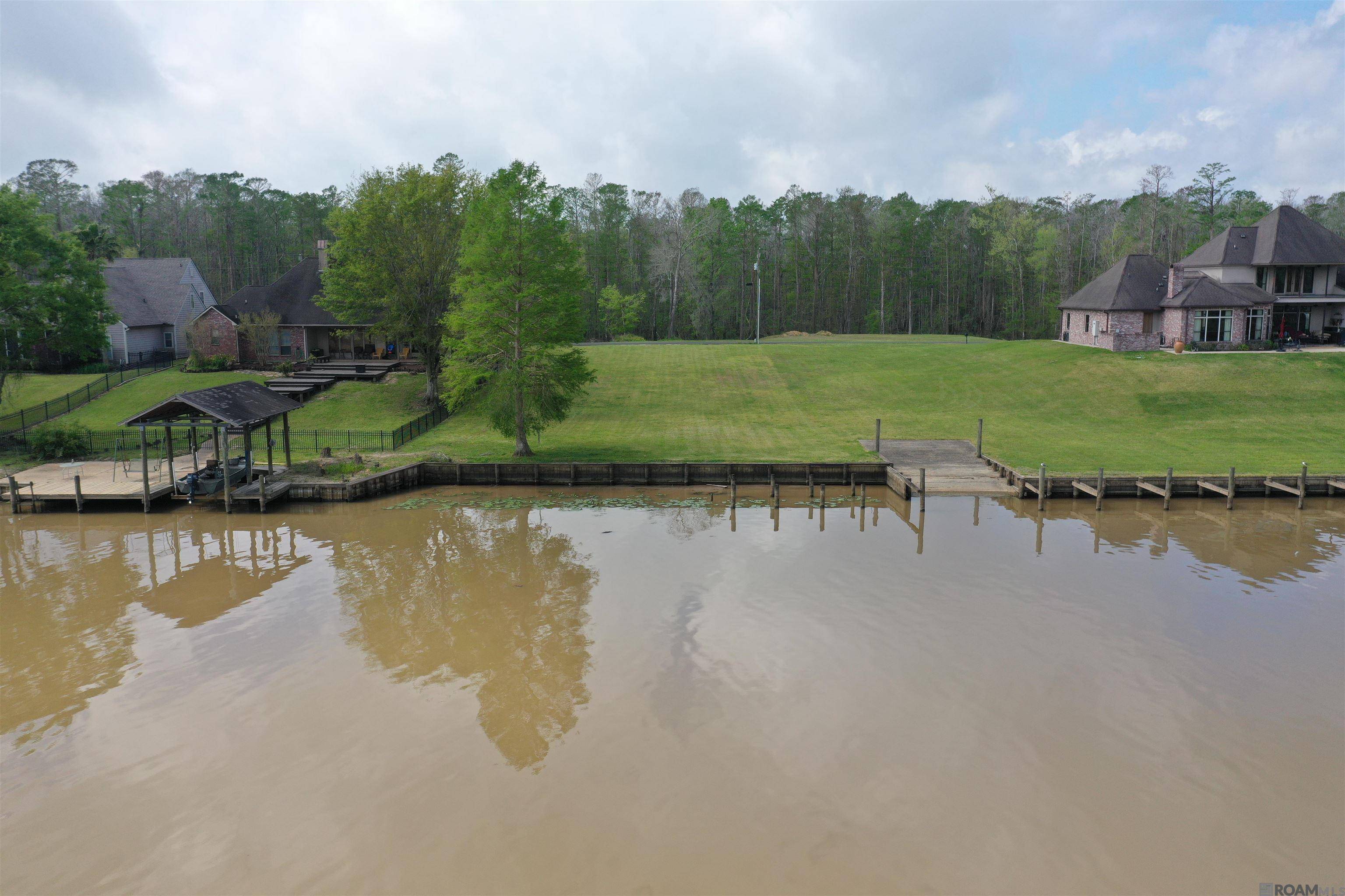 St Amant, LA 70774,12595 Bayou Terrace Dr