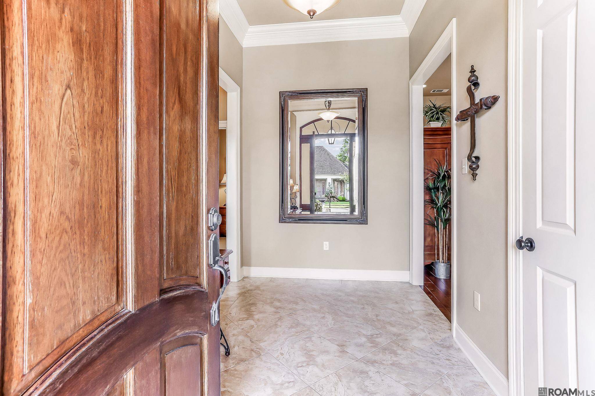 Saint George, LA 70809,13404 Quail Grove Ave