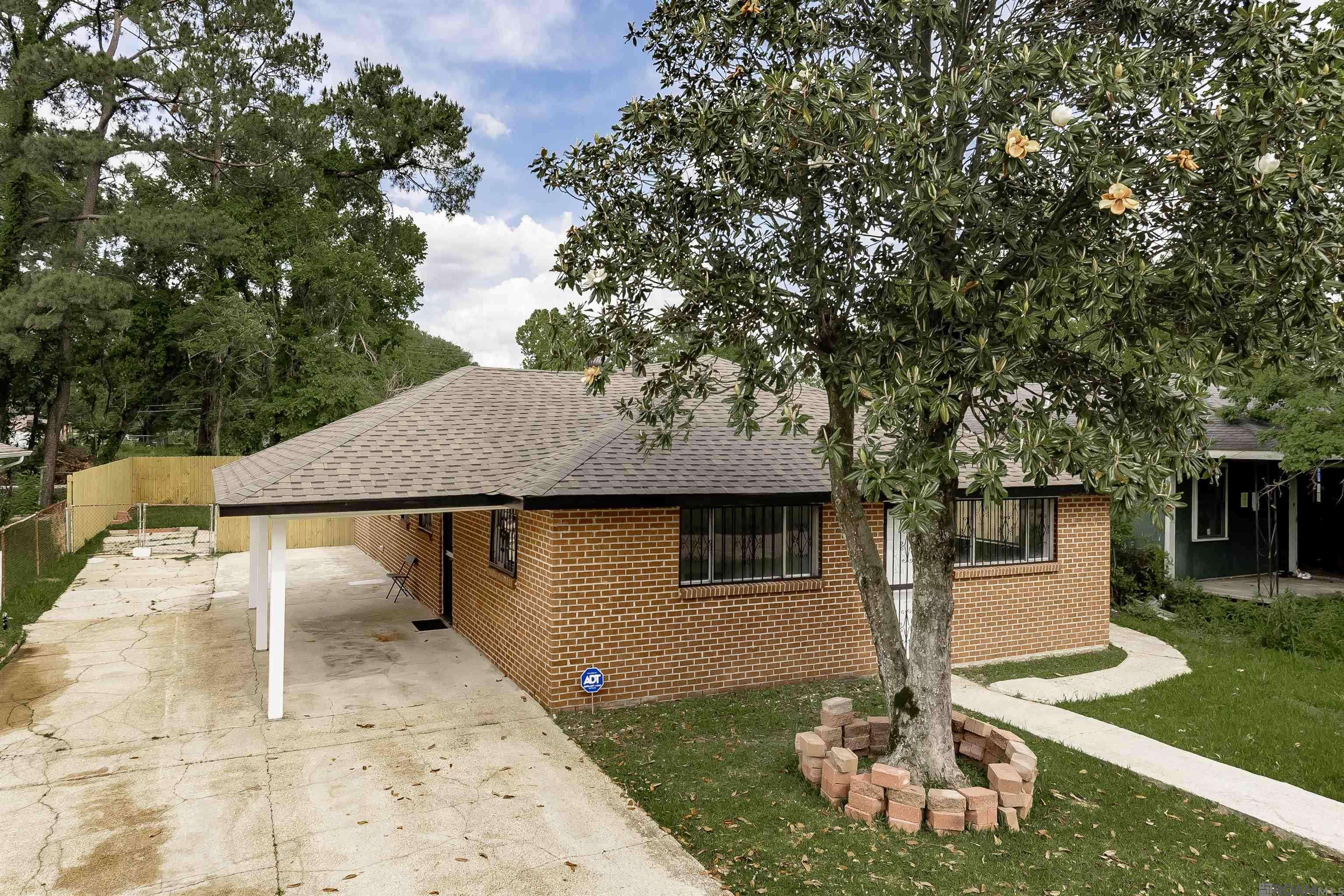 Baton Rouge, LA 70807,9944 Avenue C